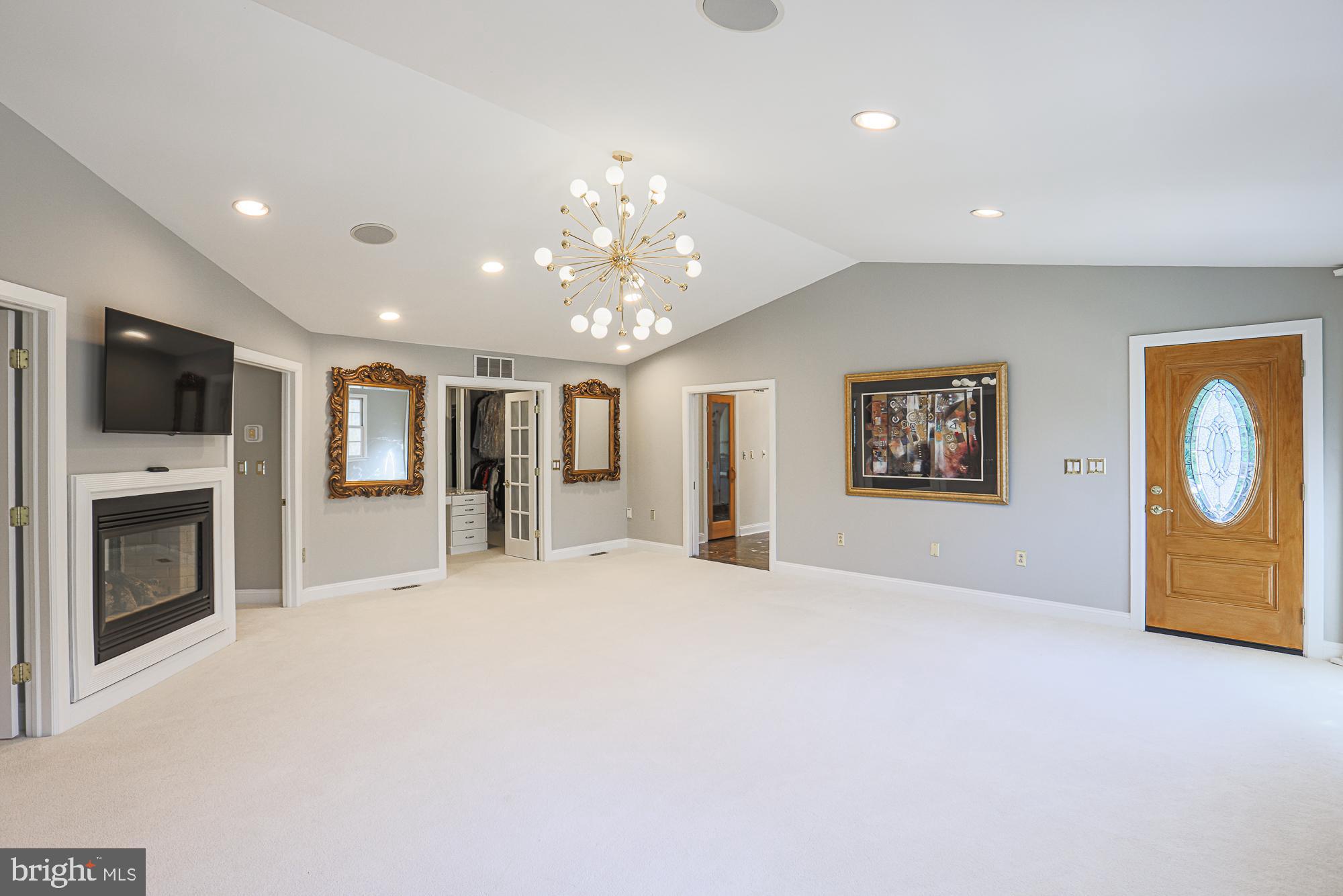 OWINGS MILLS - Residential