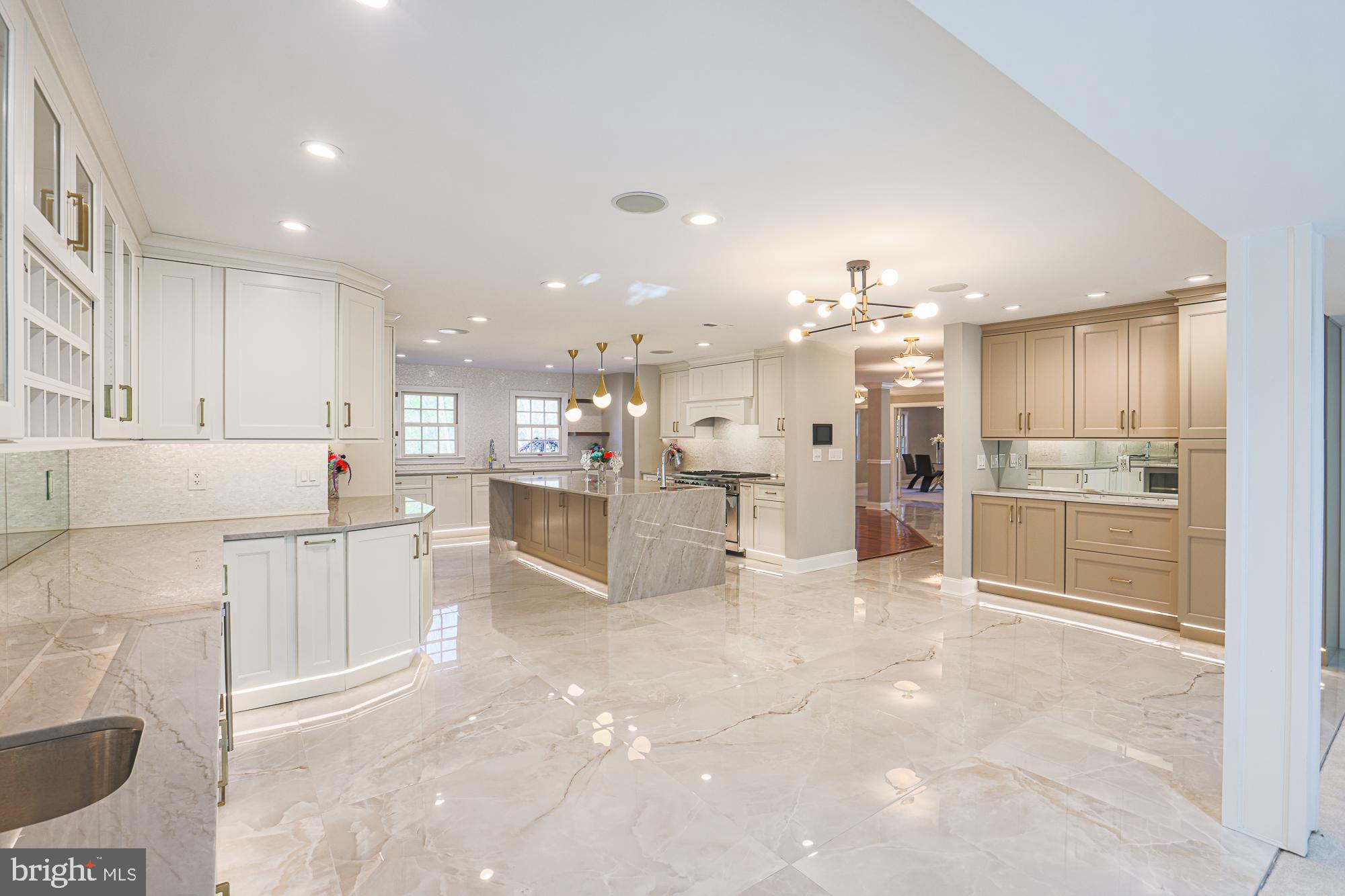 OWINGS MILLS - Residential