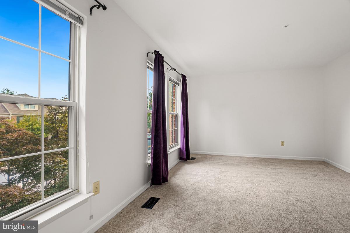 OWINGS MILLS NEW TOWN - Residential