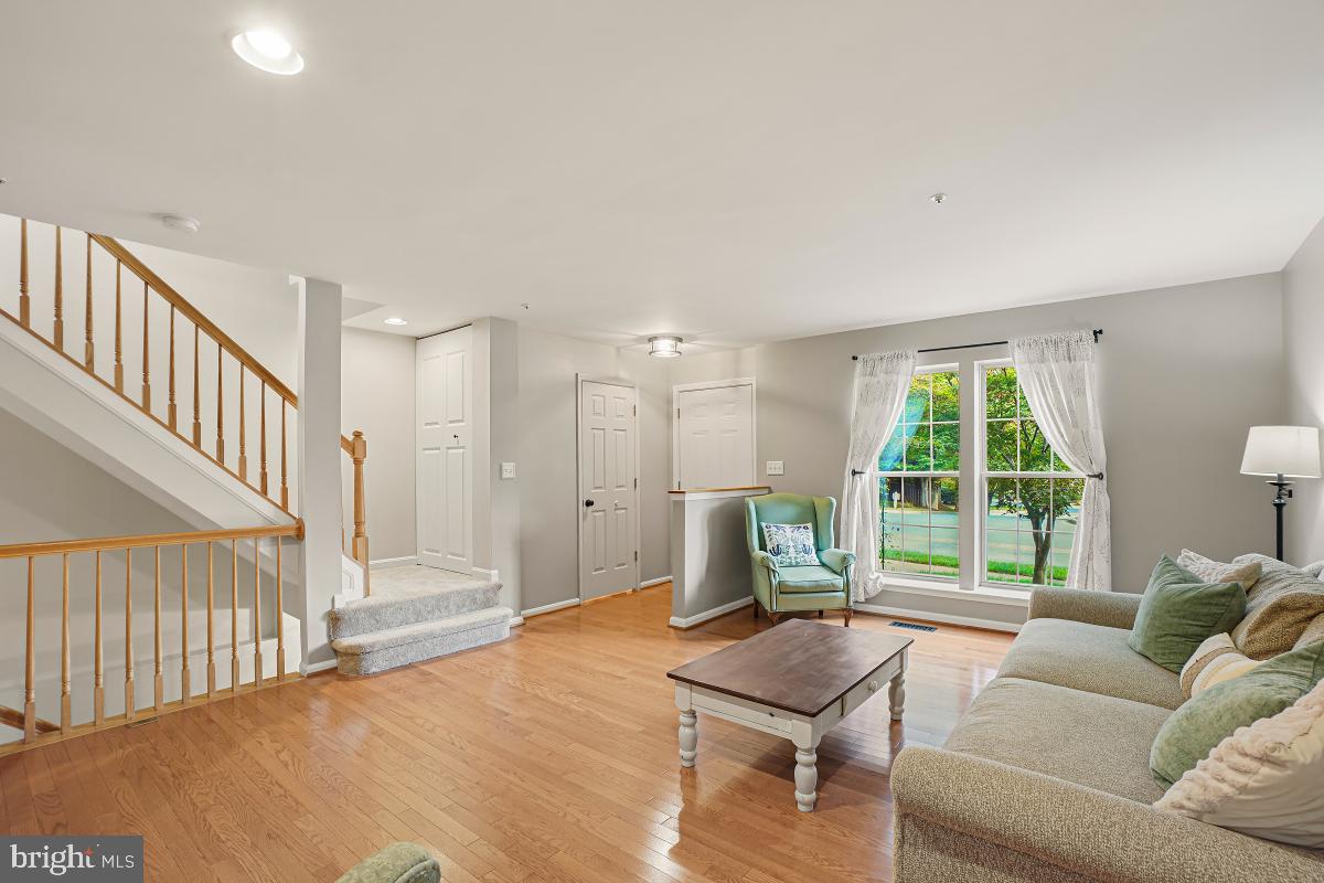 9739 SHERWOOD FARM ROAD