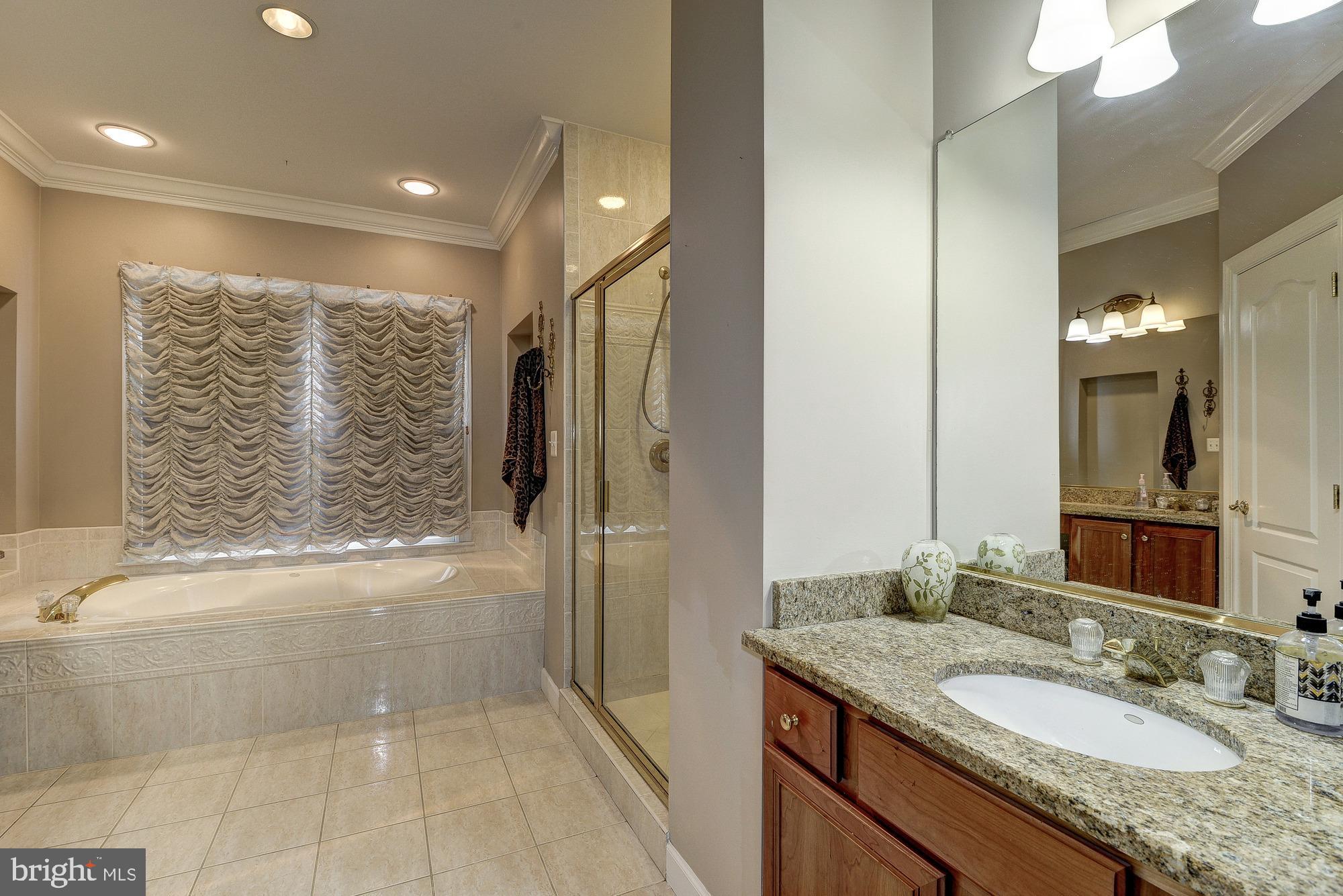 MCLEAN RIDGE - Residential Lease