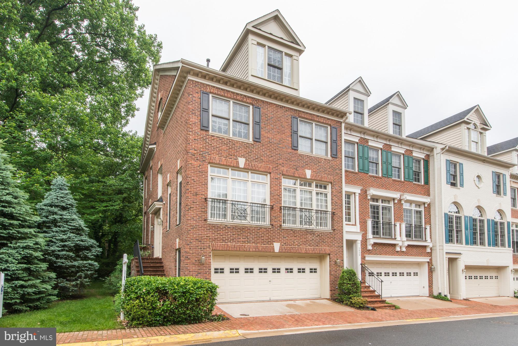 MCLEAN RIDGE - Residential Lease