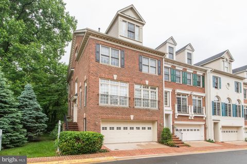 1657 COLONIAL HILLS DRIVE MCLEAN VA 22102