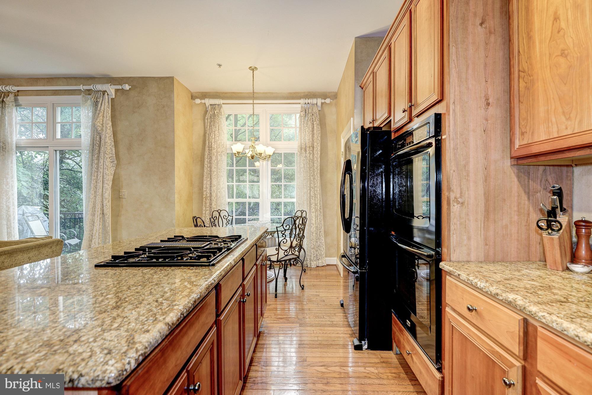 MCLEAN RIDGE - Residential Lease