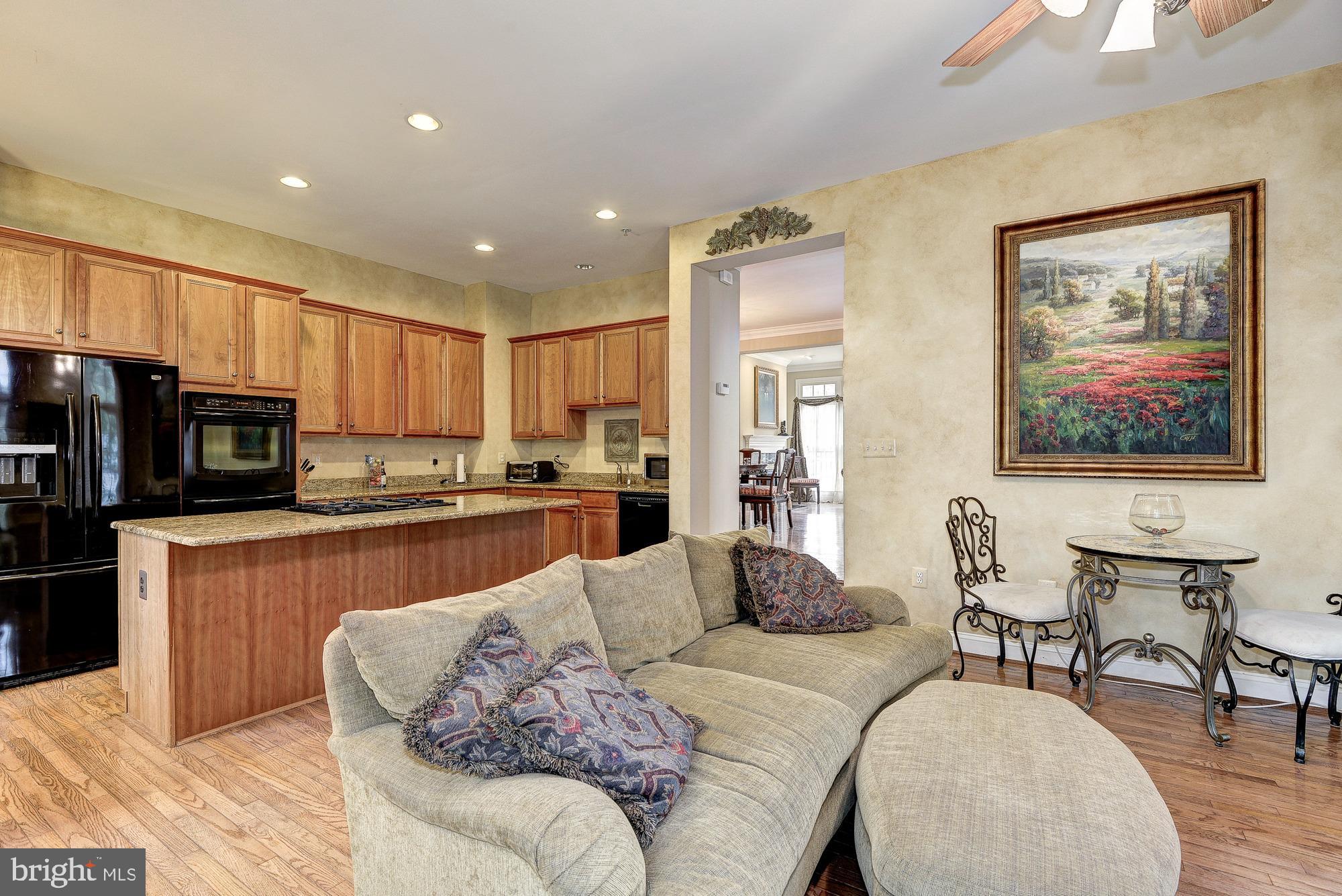 MCLEAN RIDGE - Residential Lease