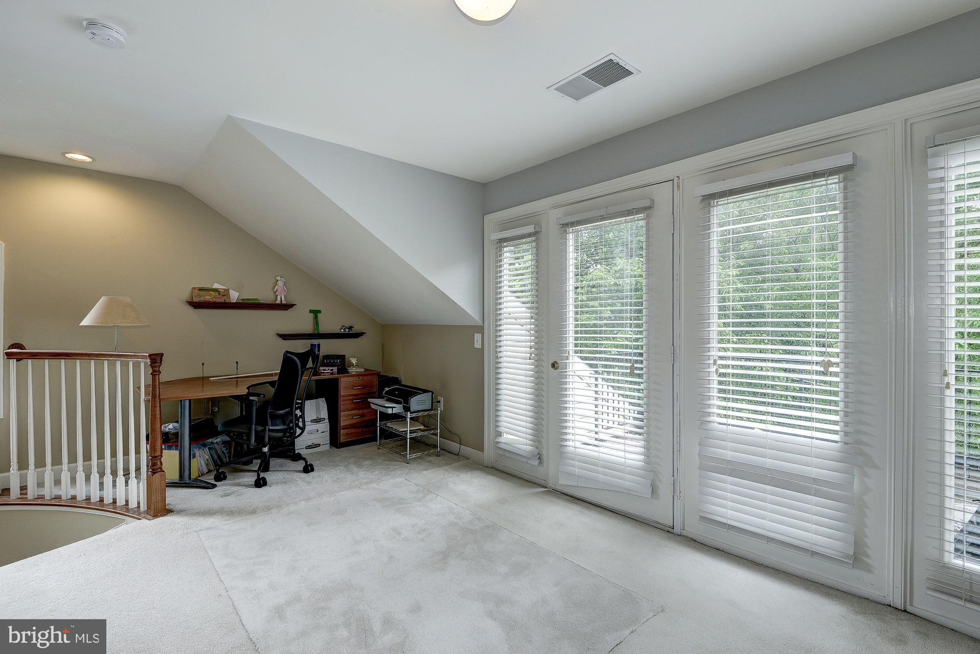 MCLEAN RIDGE - Residential Lease