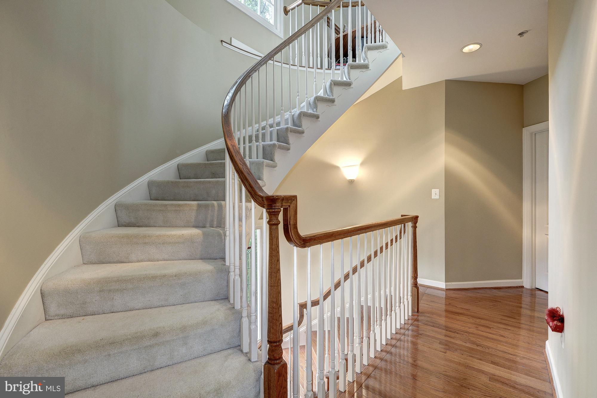 MCLEAN RIDGE - Residential Lease