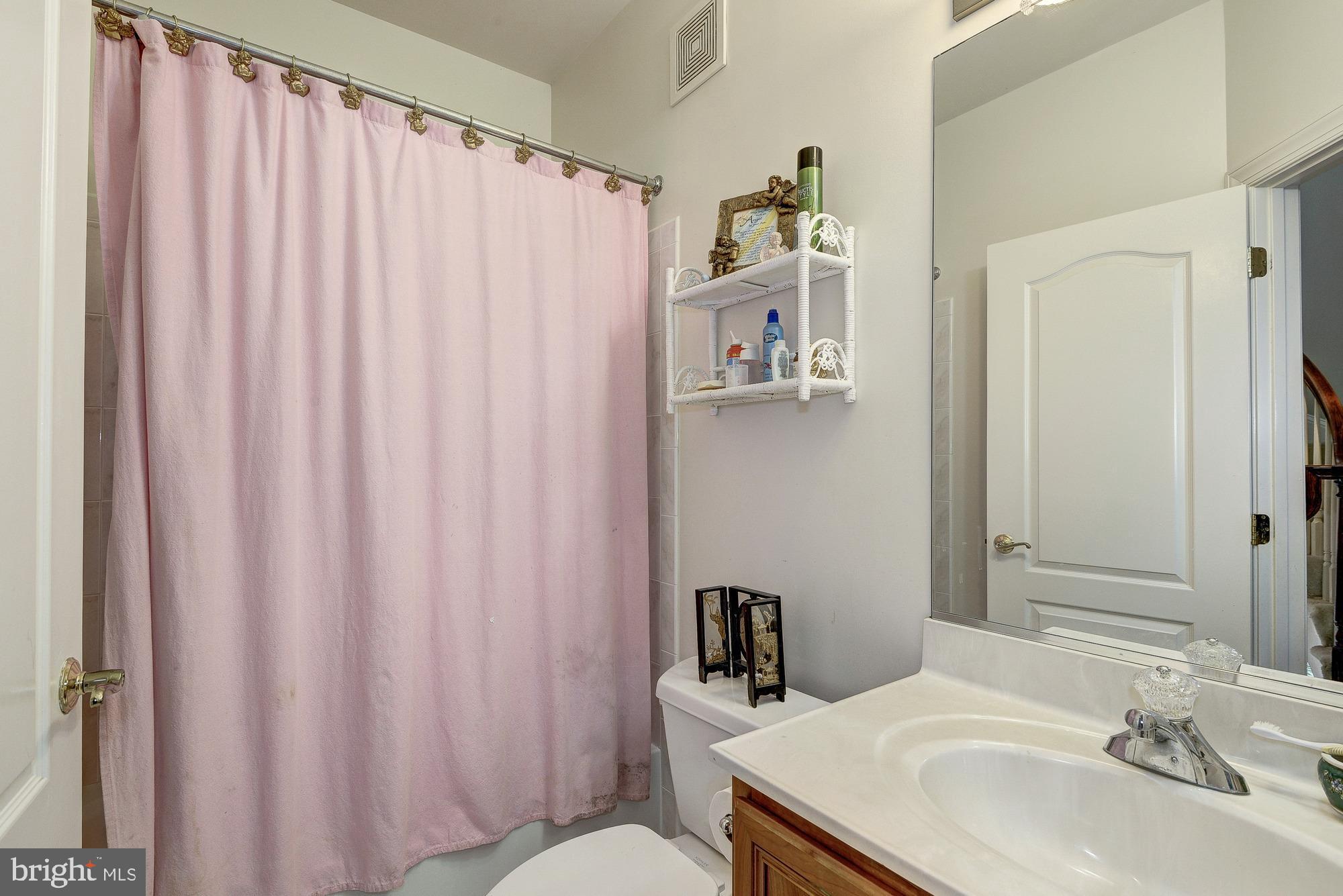 MCLEAN RIDGE - Residential Lease