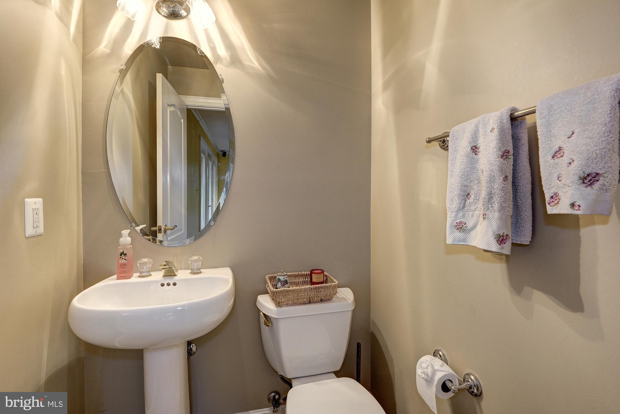 MCLEAN RIDGE - Residential Lease