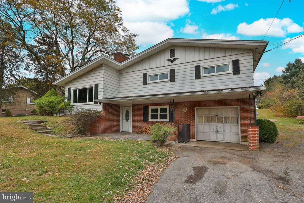 Photo of 5854 Old Carriage Road, BATH, PA 18014 (MLS # PANH2008890)