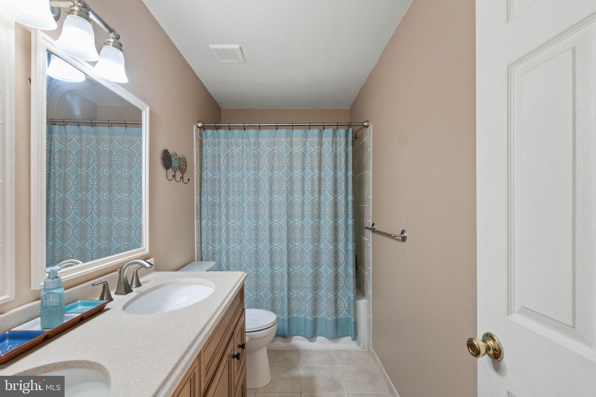 THE MANORS OF PARK RIDGE - Residential