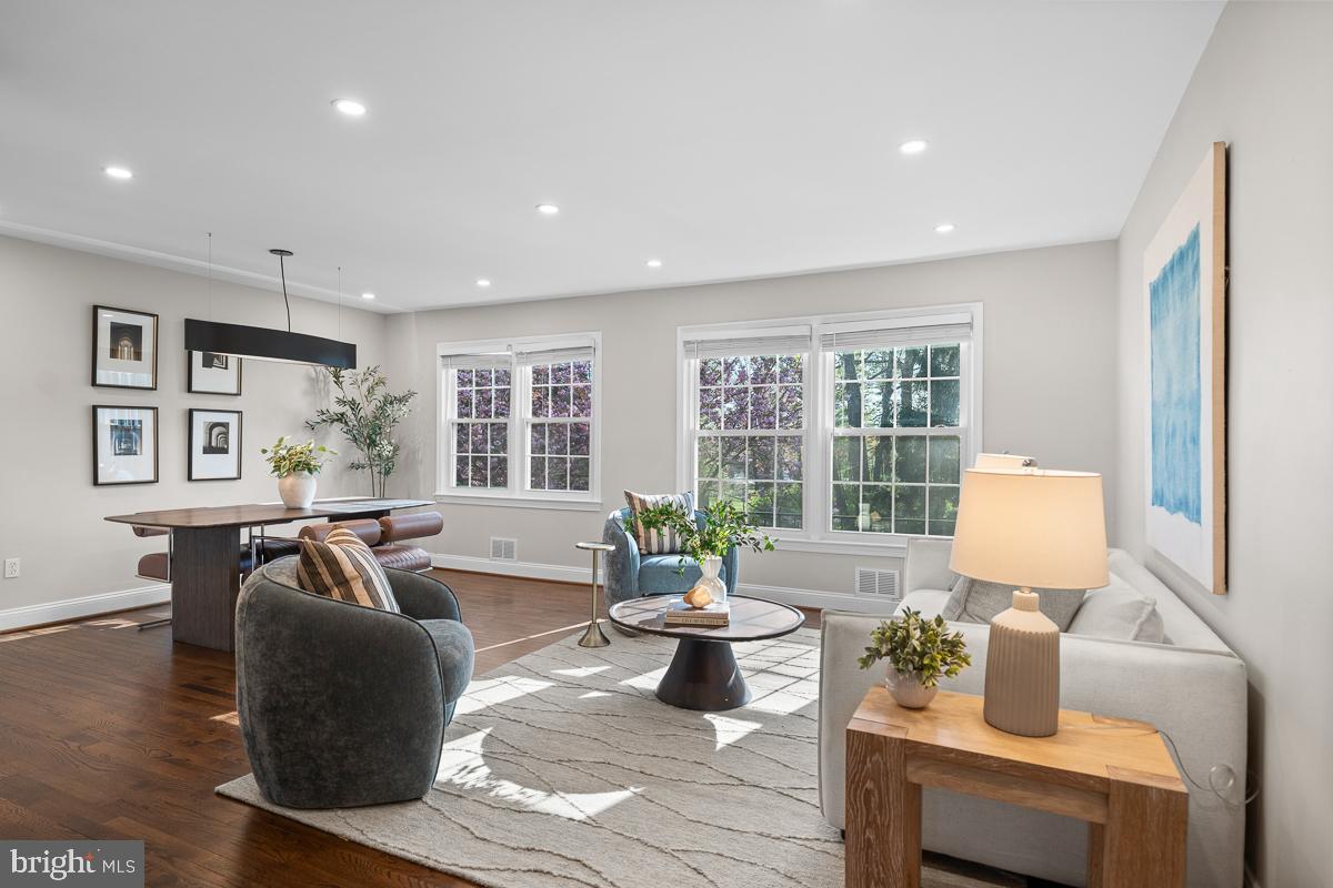 CEDAR GROVE PARK - Residential