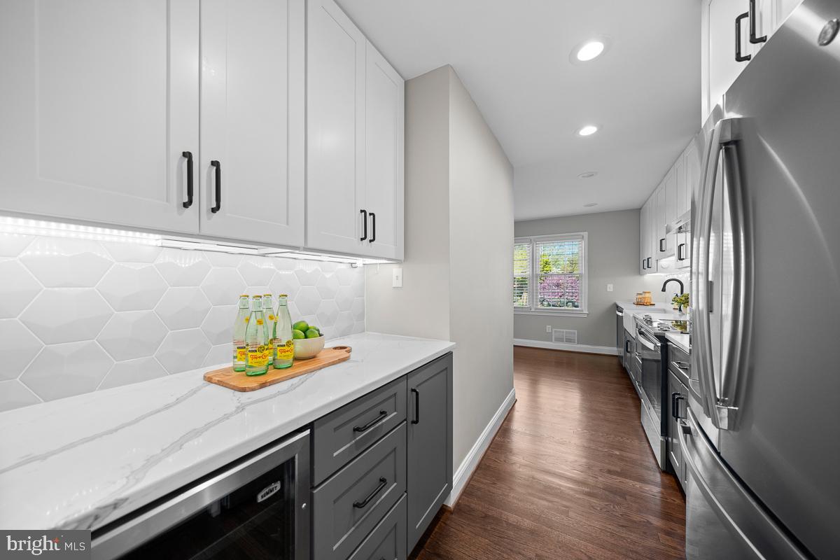 CEDAR GROVE PARK - Residential