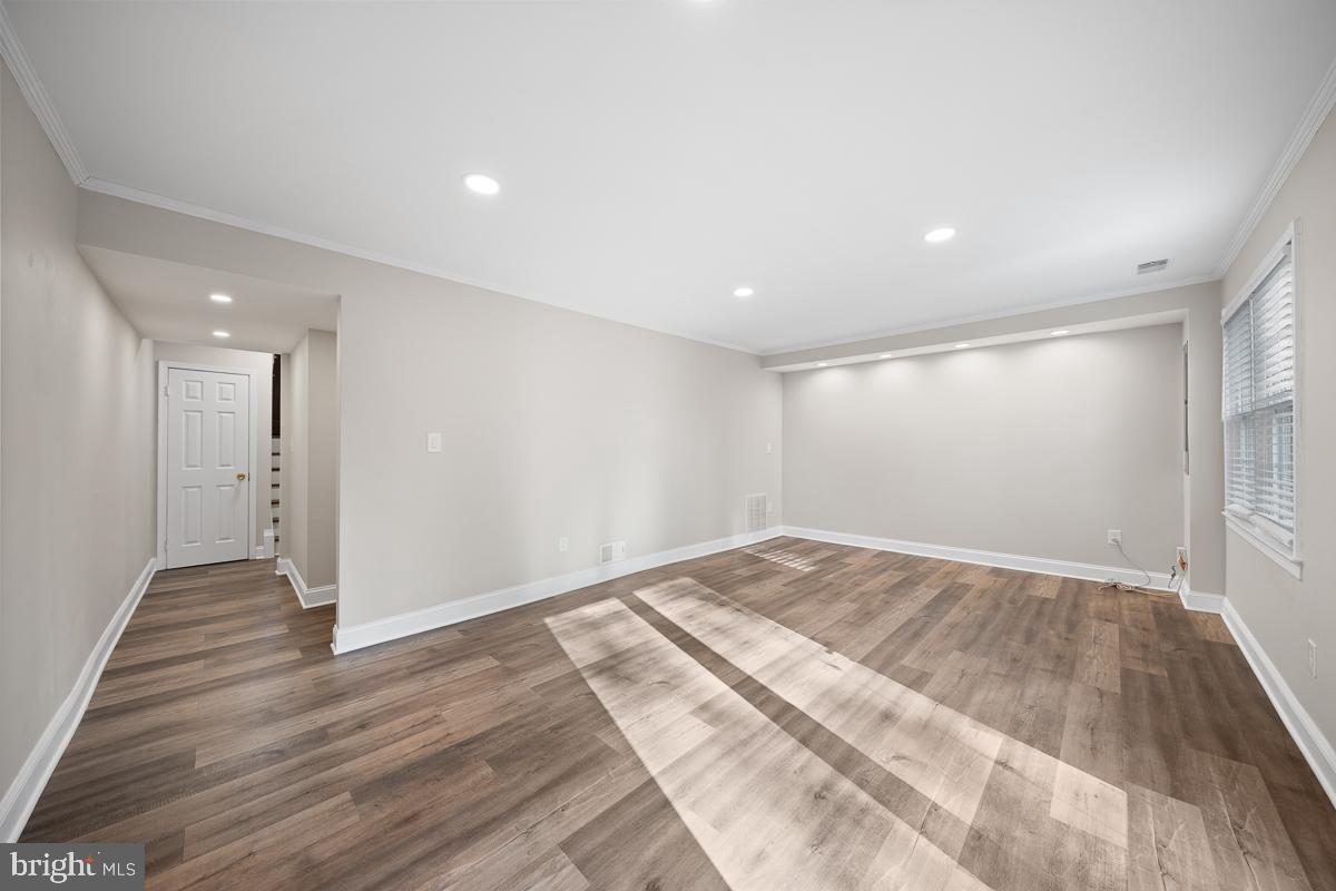 CEDAR GROVE PARK - Residential