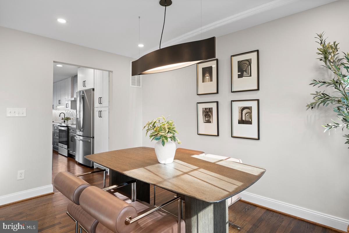 CEDAR GROVE PARK - Residential