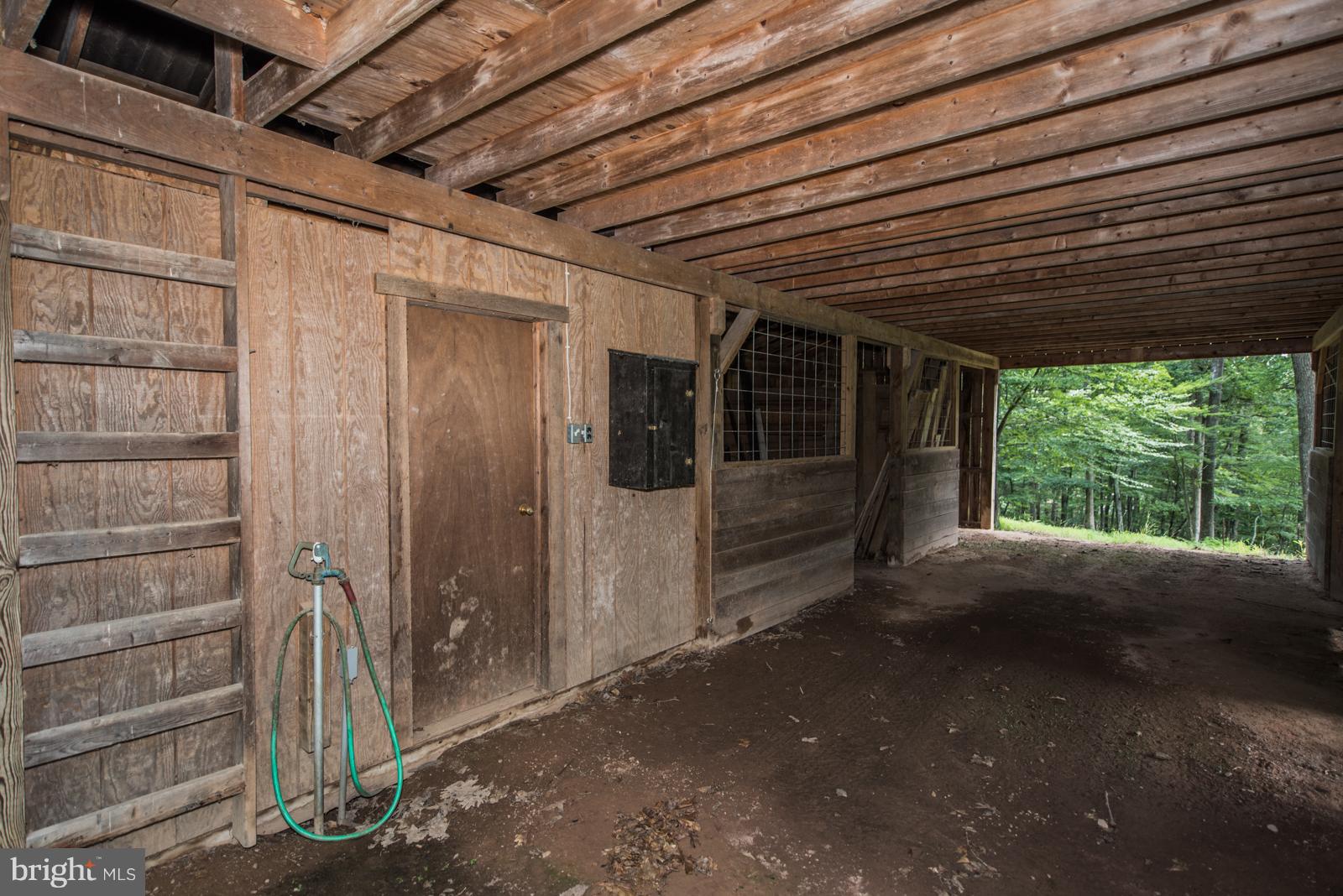 COLD SPRING FOREST - Residential