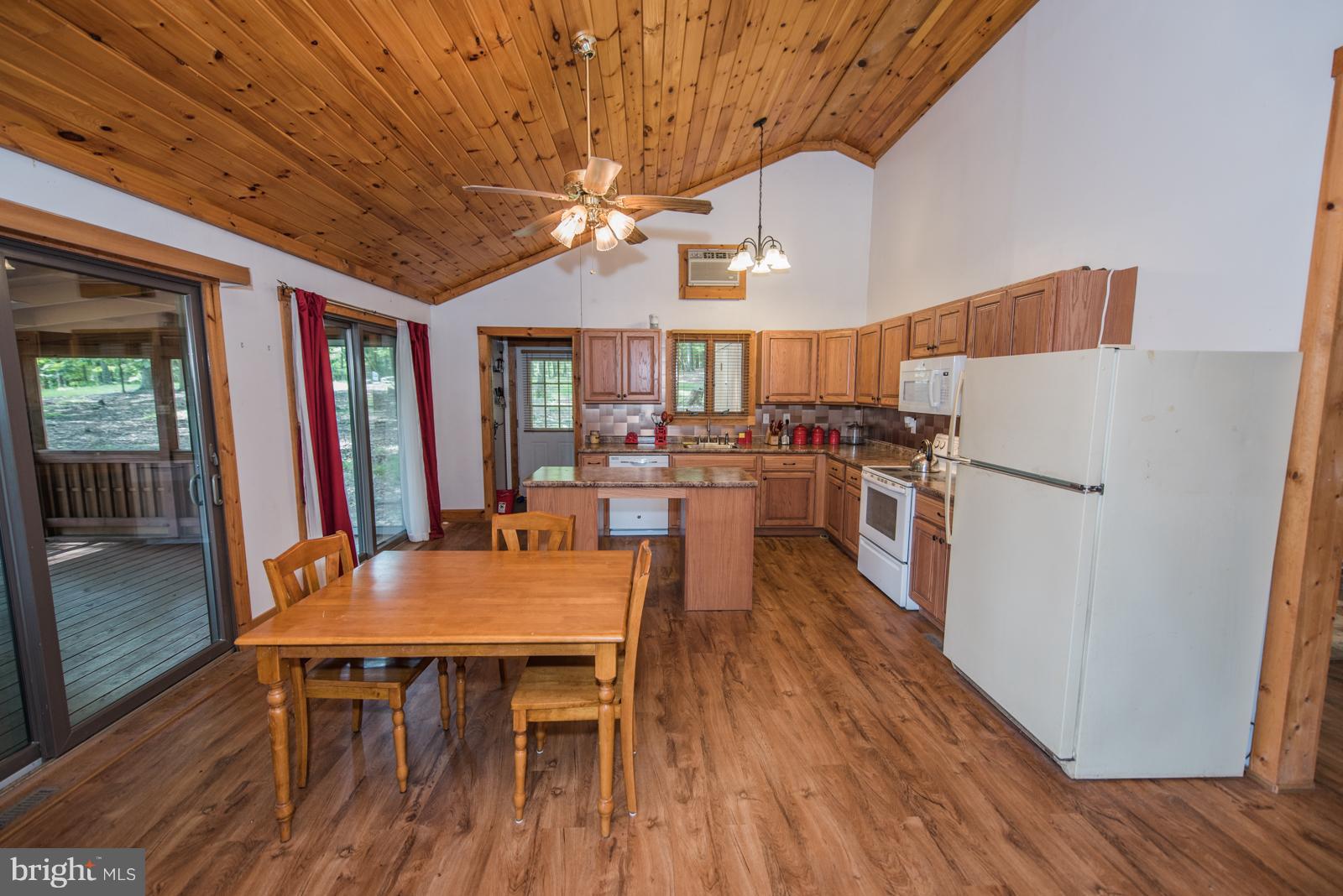 COLD SPRING FOREST - Residential