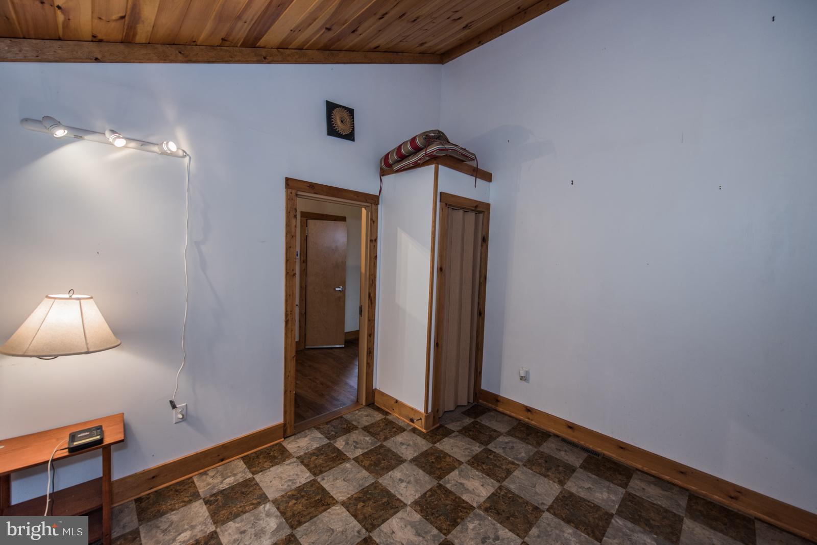 COLD SPRING FOREST - Residential