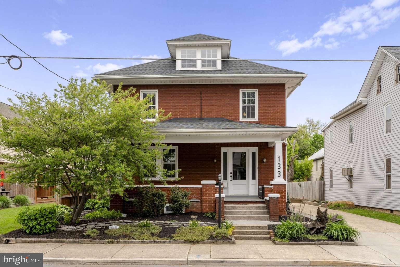 133 S GRANT STREET