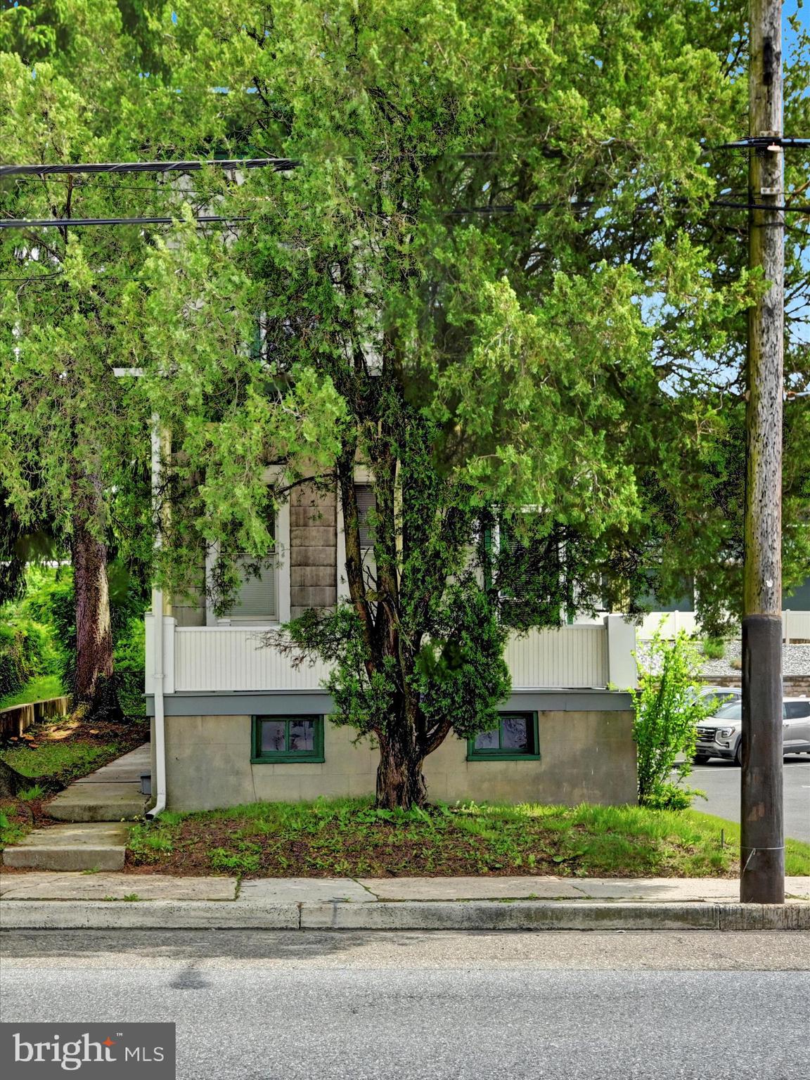YORKVILLE - Residential