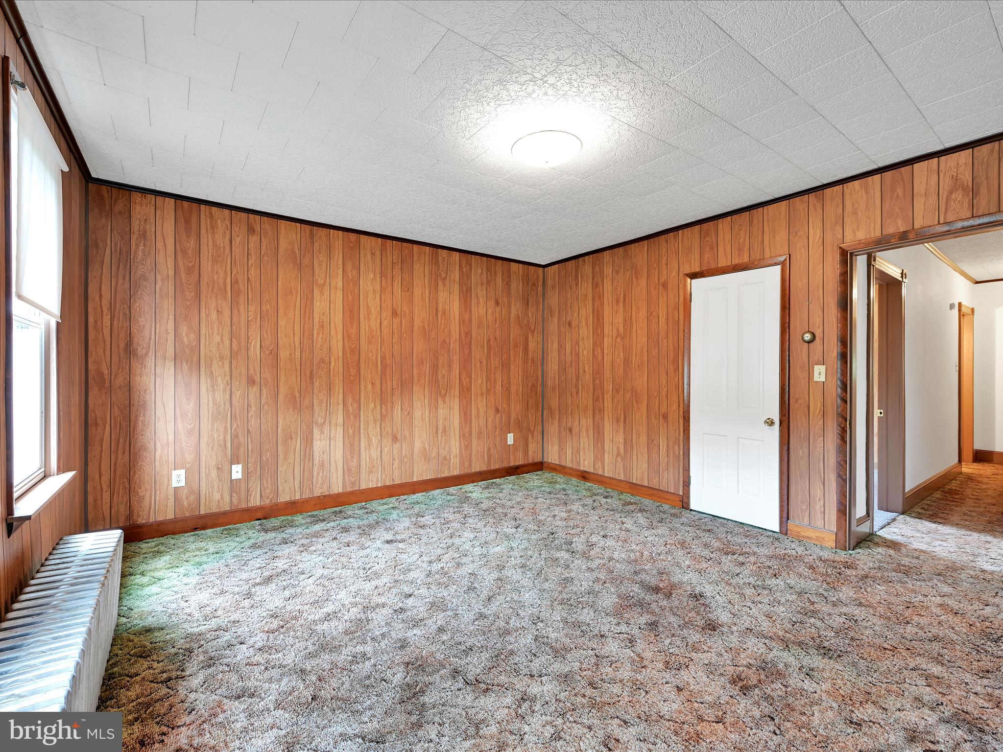 YORKVILLE - Residential