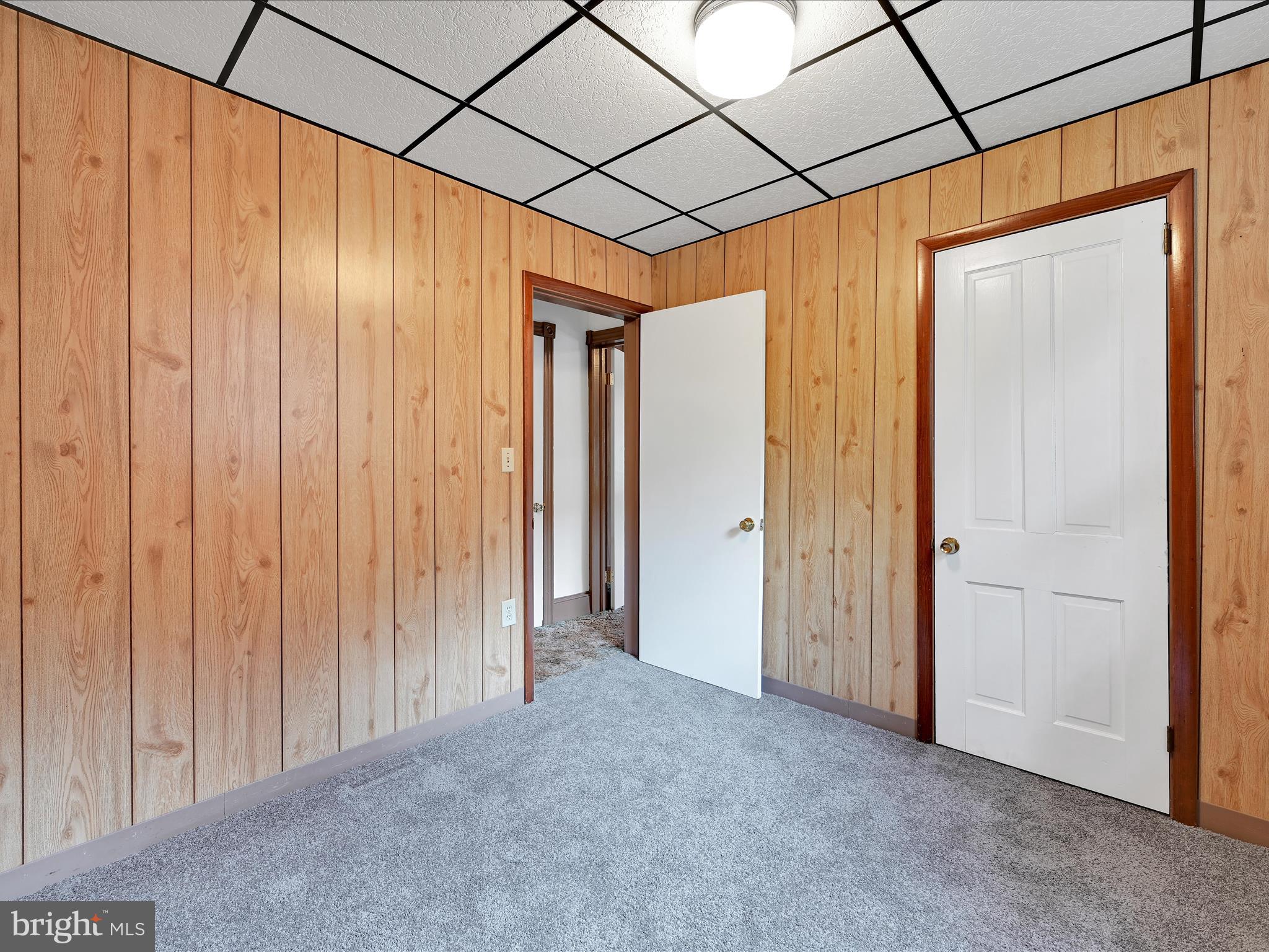 YORKVILLE - Residential