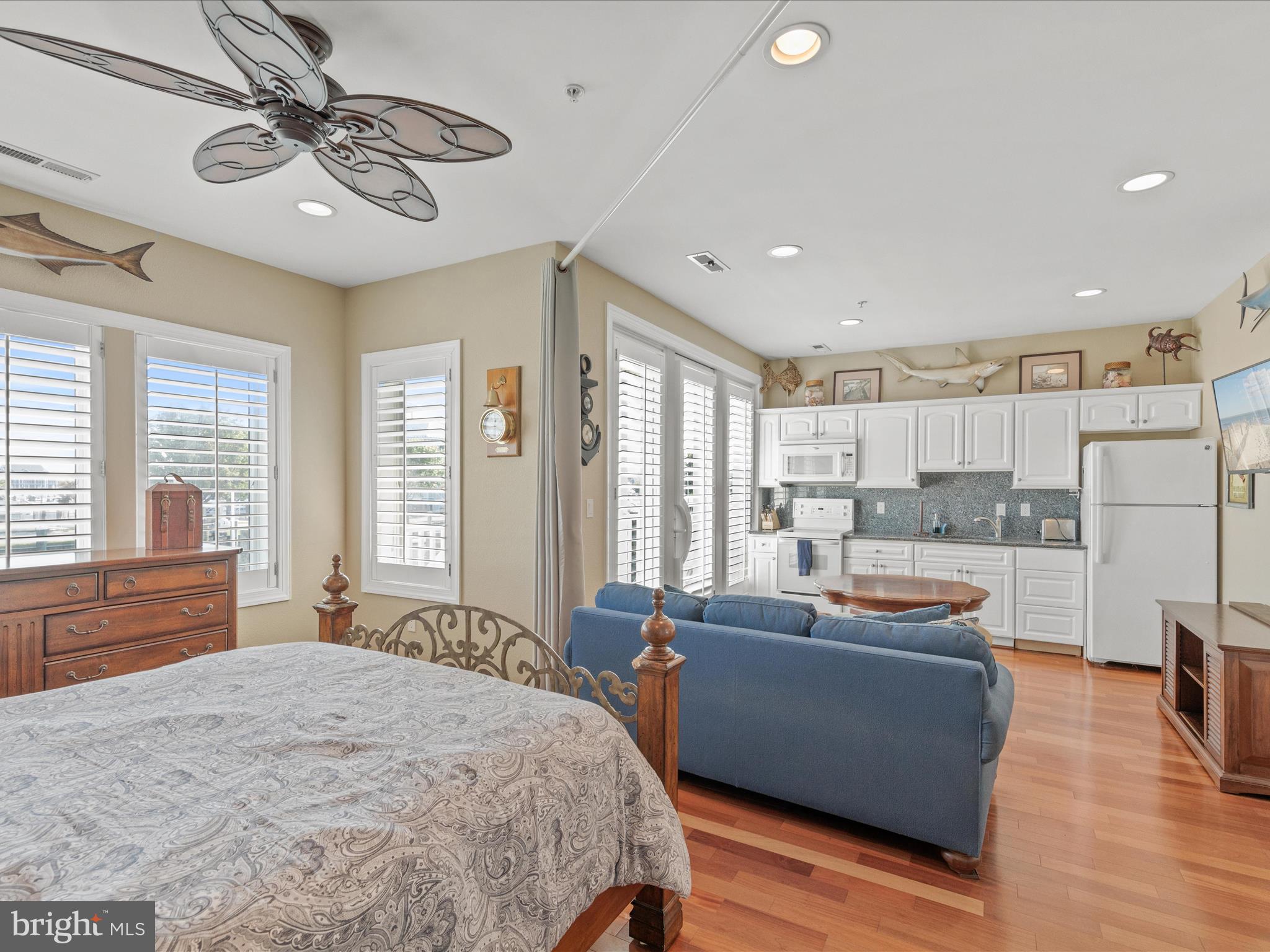 ESTATES AT INLET ISLE - Residential