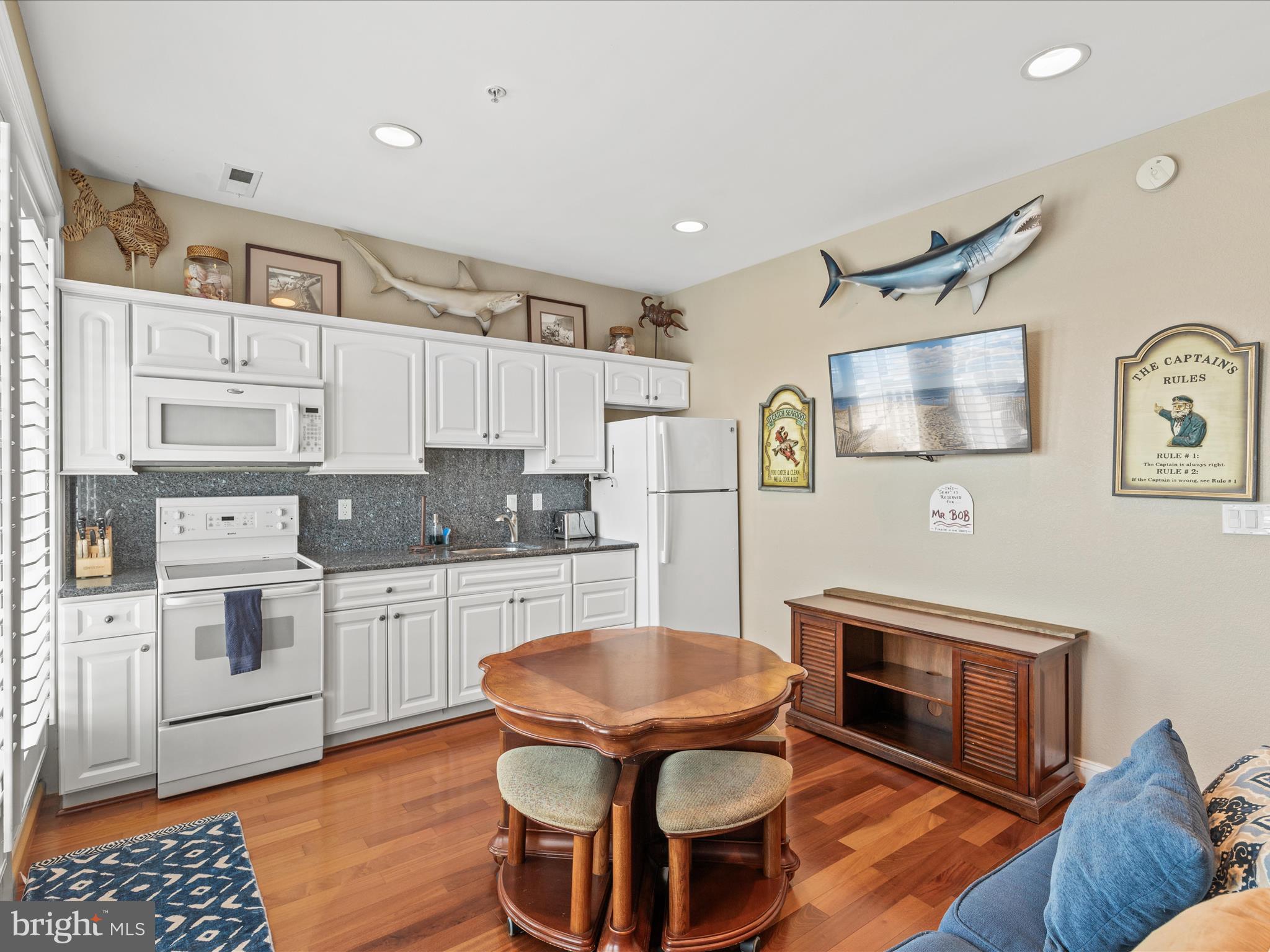 ESTATES AT INLET ISLE - Residential