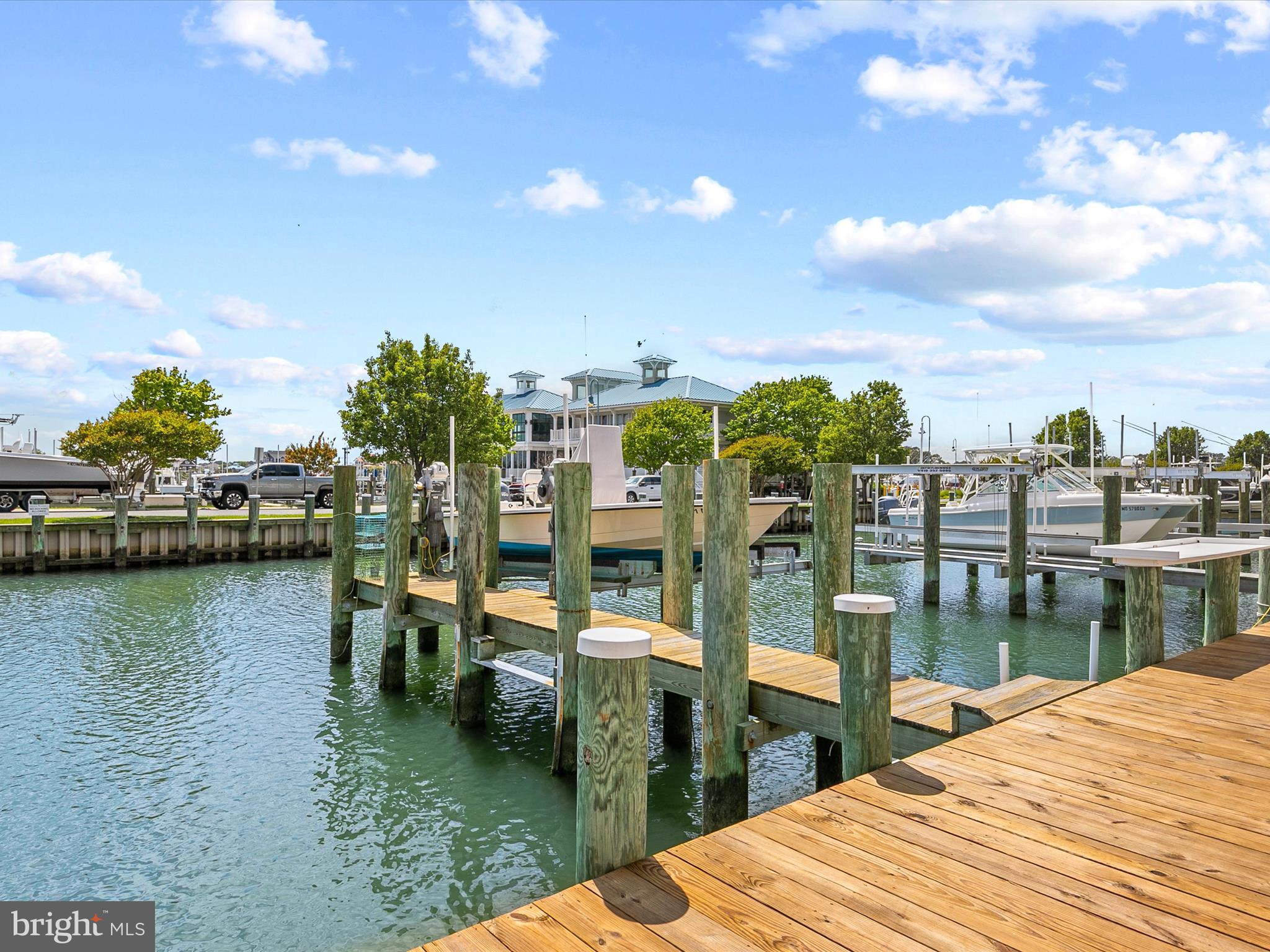 ESTATES AT INLET ISLE - Residential