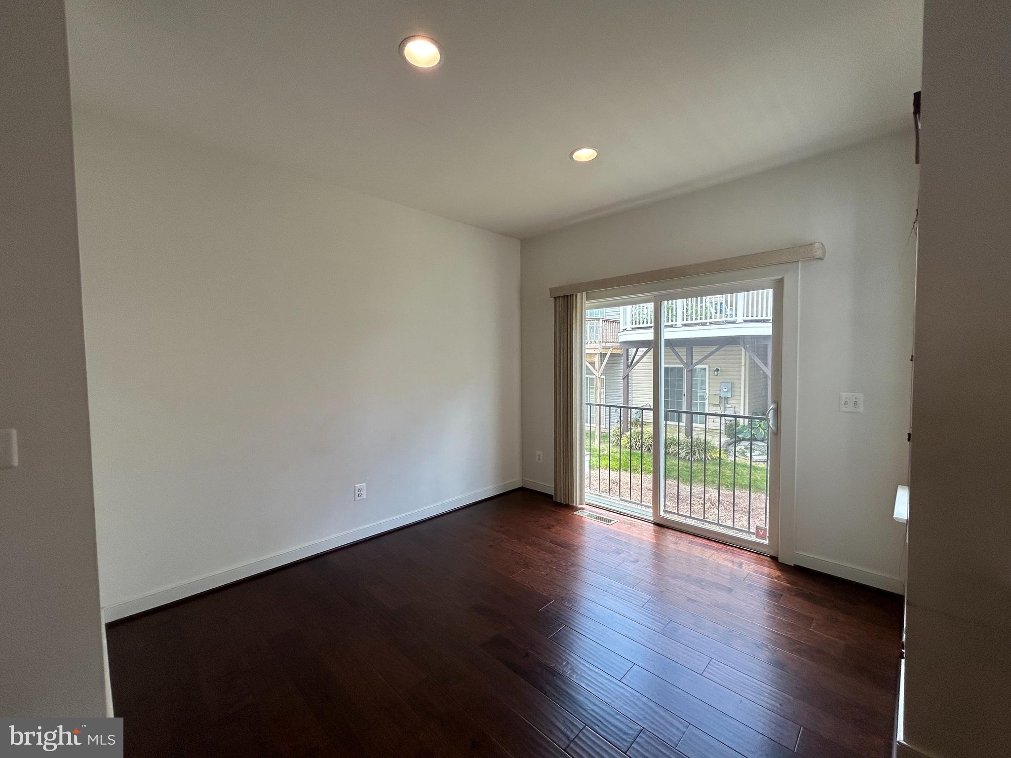 VILLAGE AT WOODSTREAM - Residential Lease