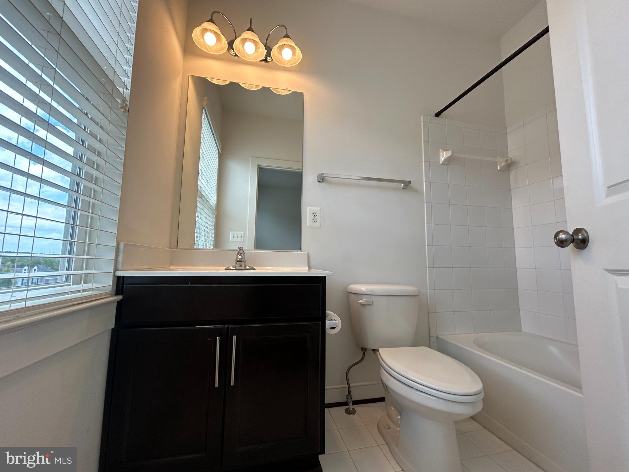 VILLAGE AT WOODSTREAM - Residential Lease