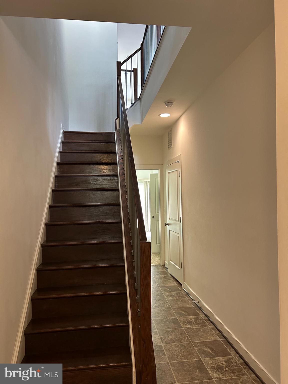 VILLAGE AT WOODSTREAM - Residential Lease