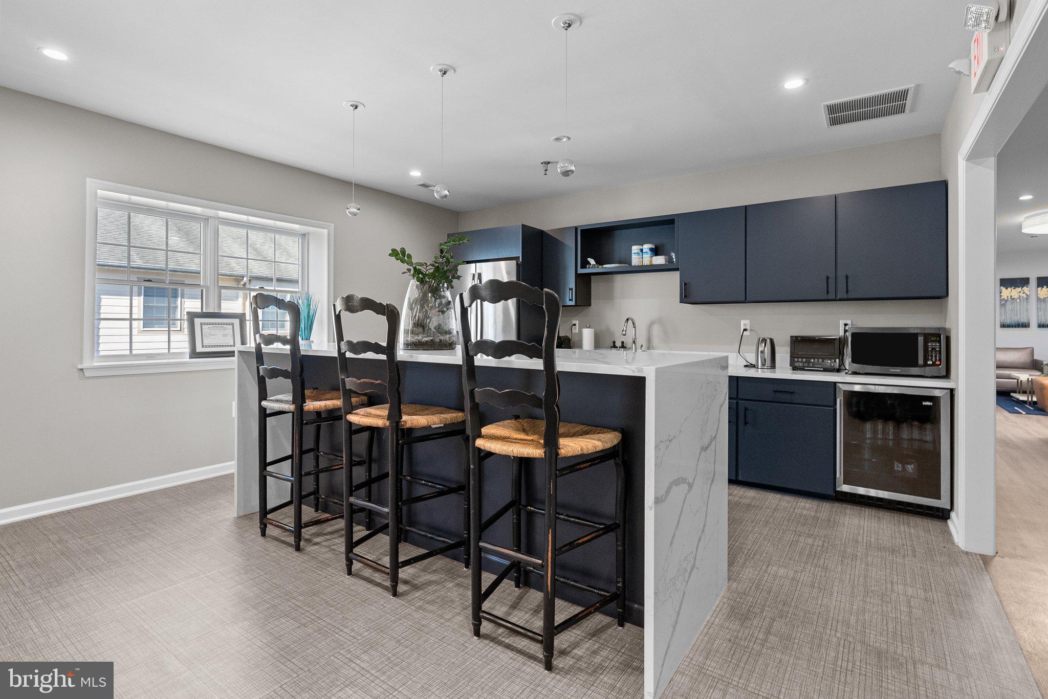 NEWTOWN BUSINESS COM - Commercial Lease