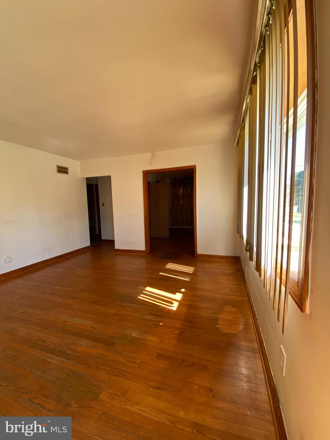 BRADBURY PARK - Residential