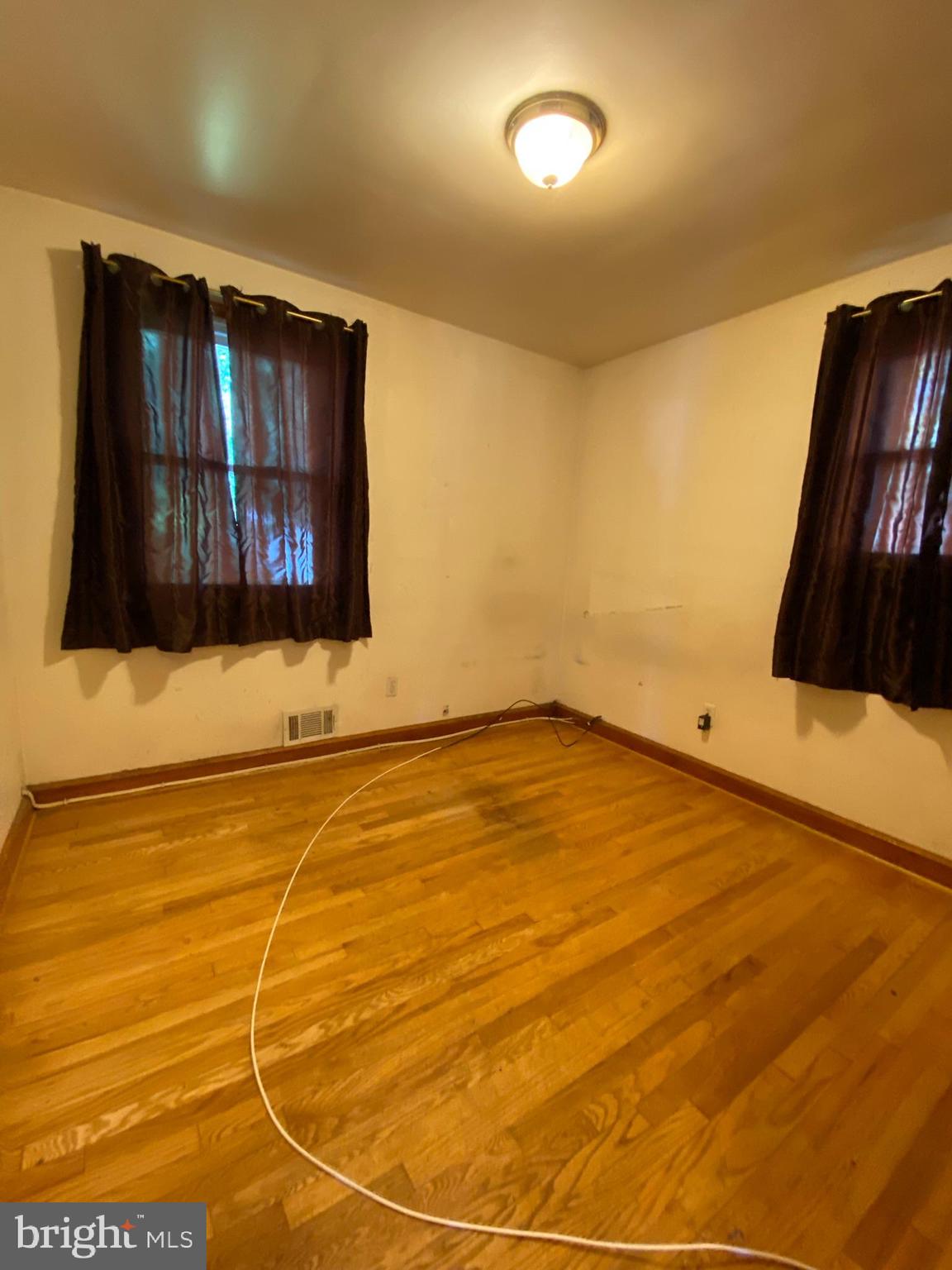 BRADBURY PARK - Residential