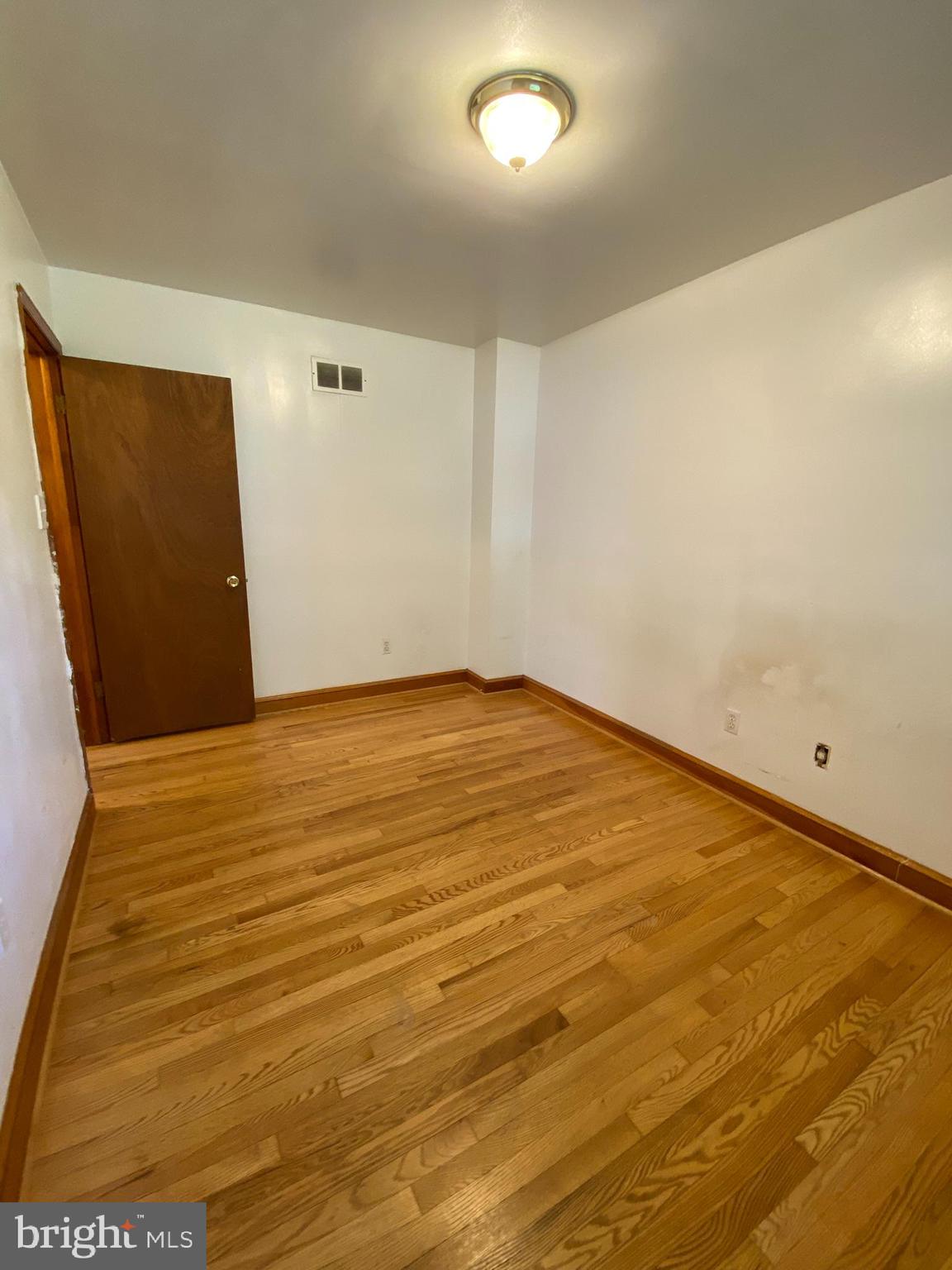 BRADBURY PARK - Residential