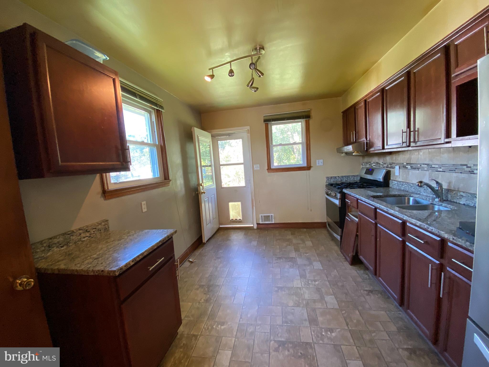 BRADBURY PARK - Residential