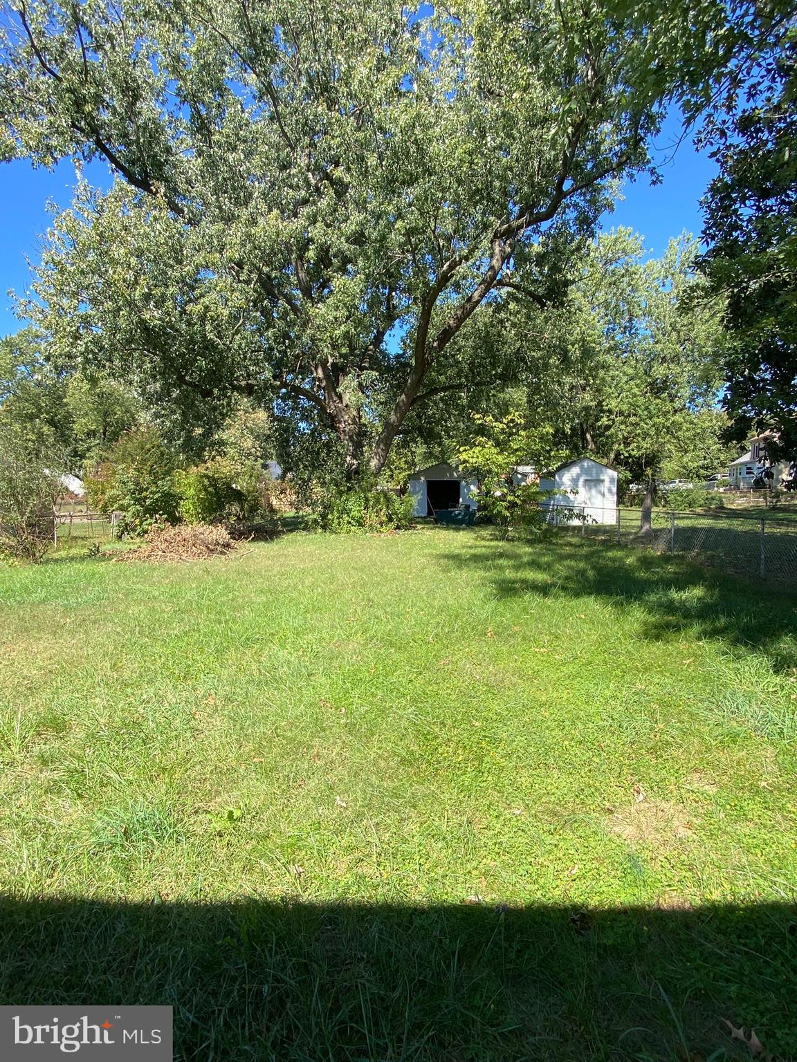 BRADBURY PARK - Residential