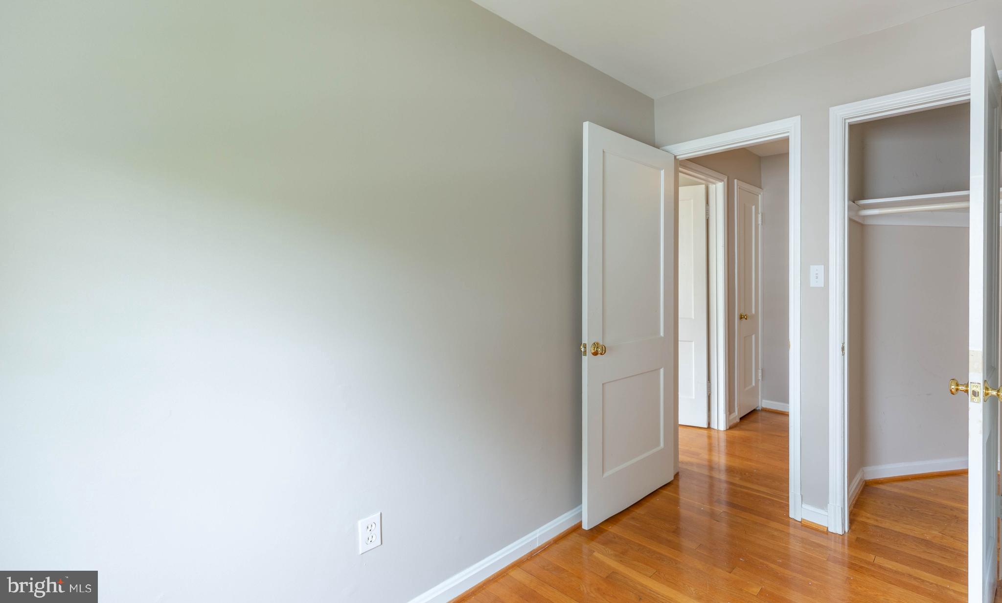 GLENCARLYN - Residential Lease