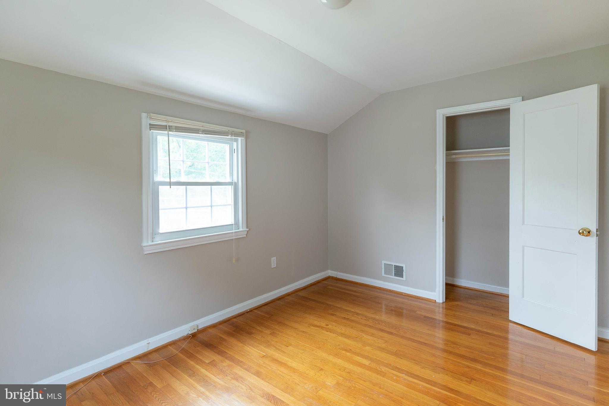 GLENCARLYN - Residential Lease