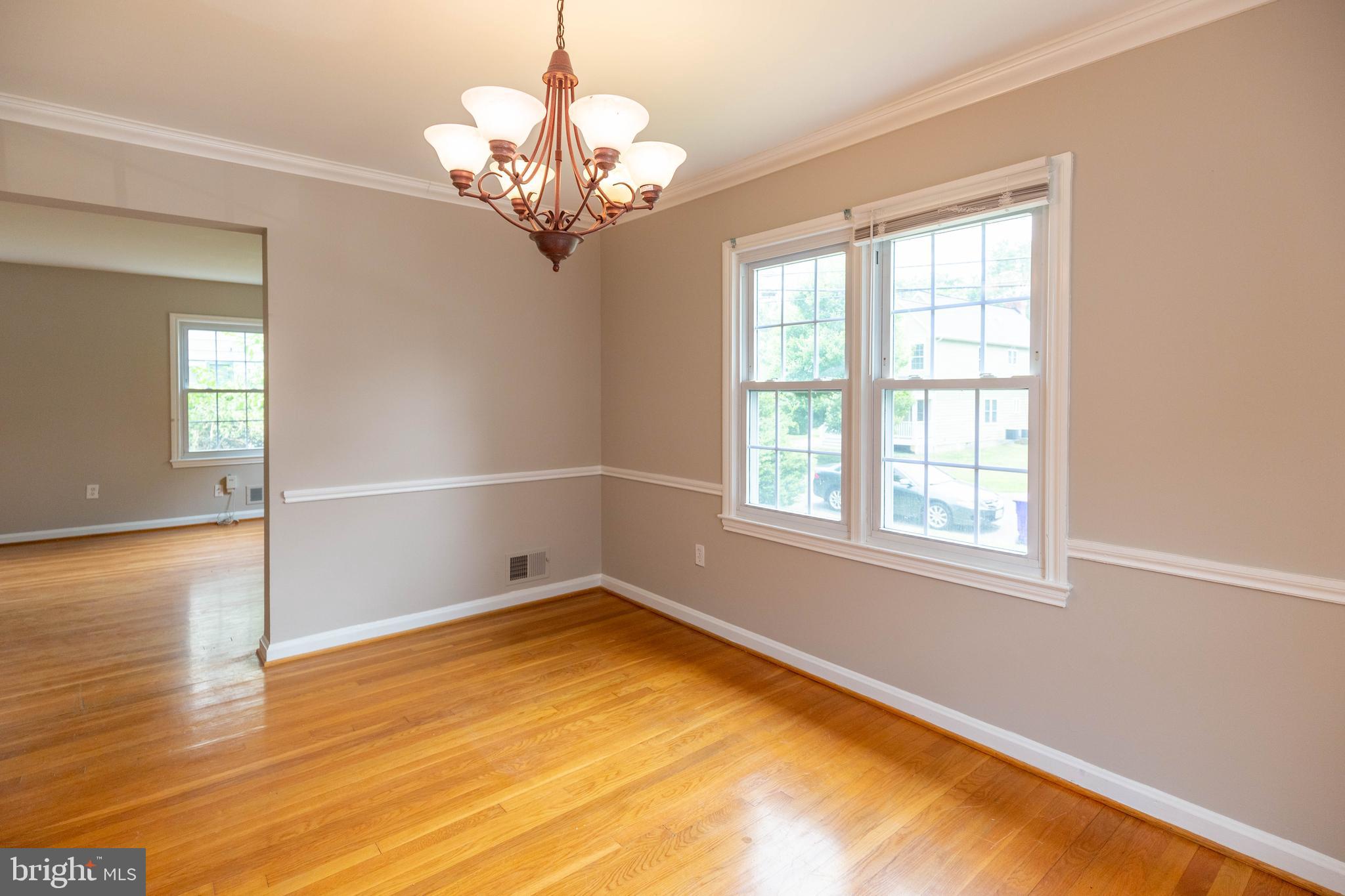 GLENCARLYN - Residential Lease