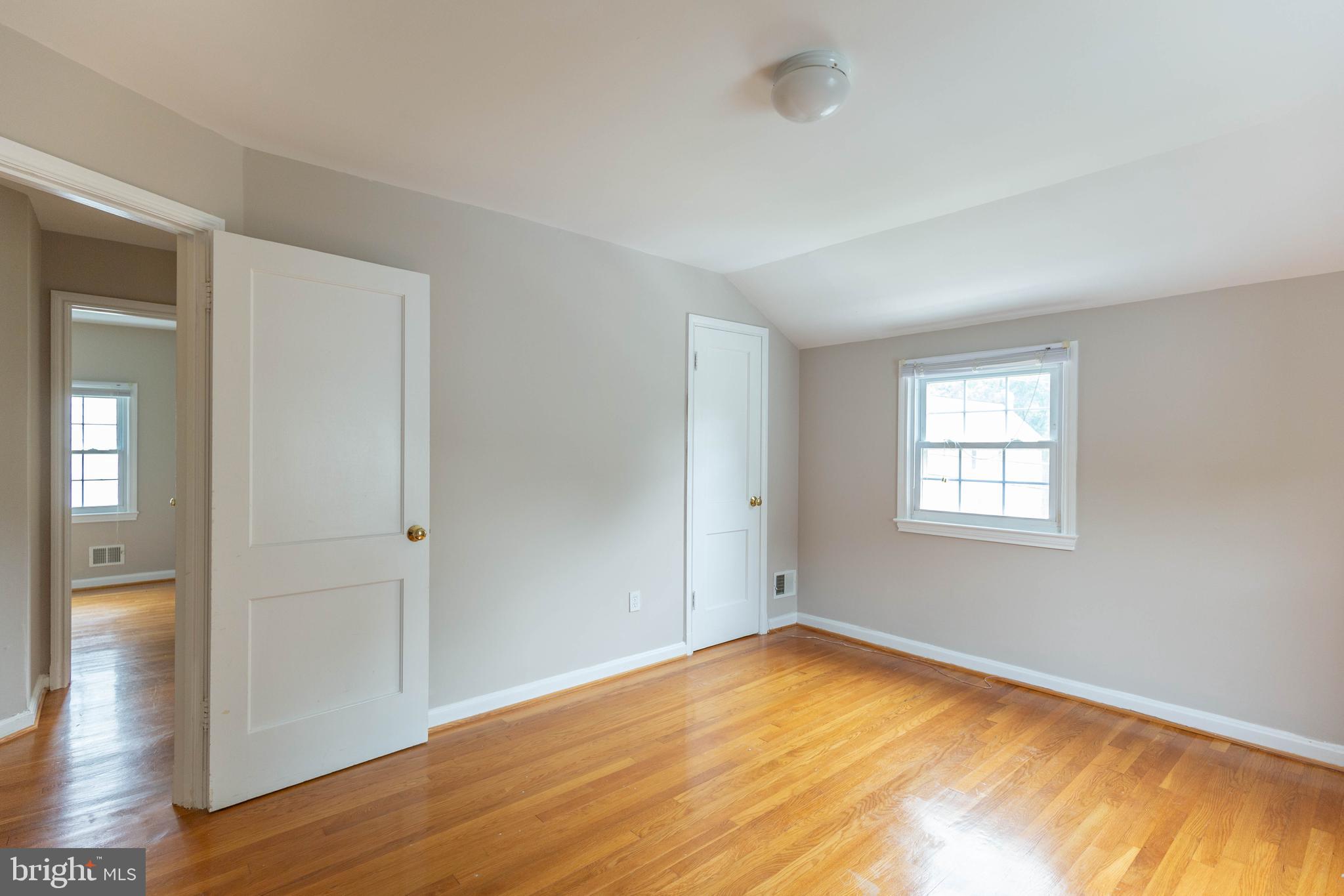 GLENCARLYN - Residential Lease