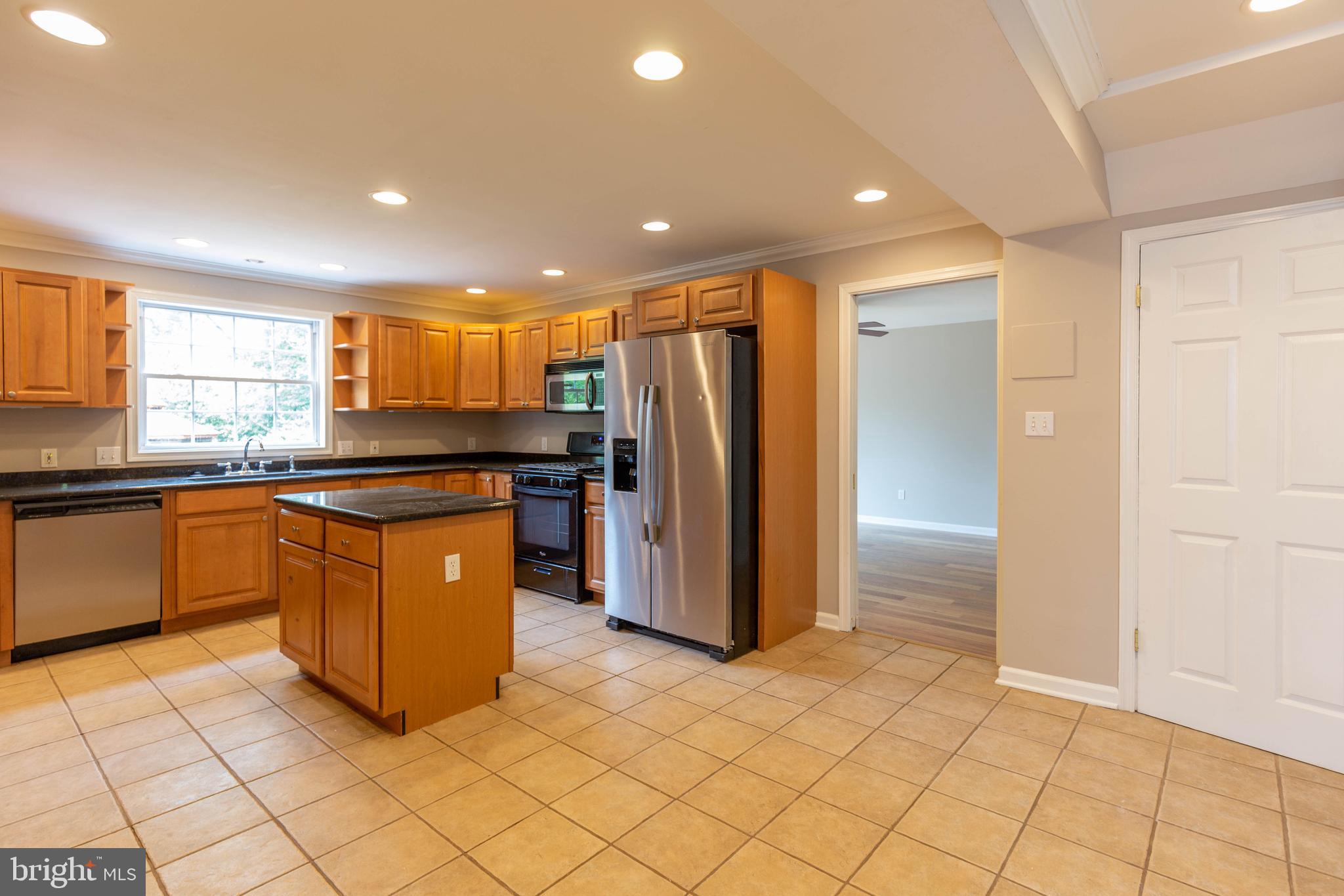 GLENCARLYN - Residential Lease