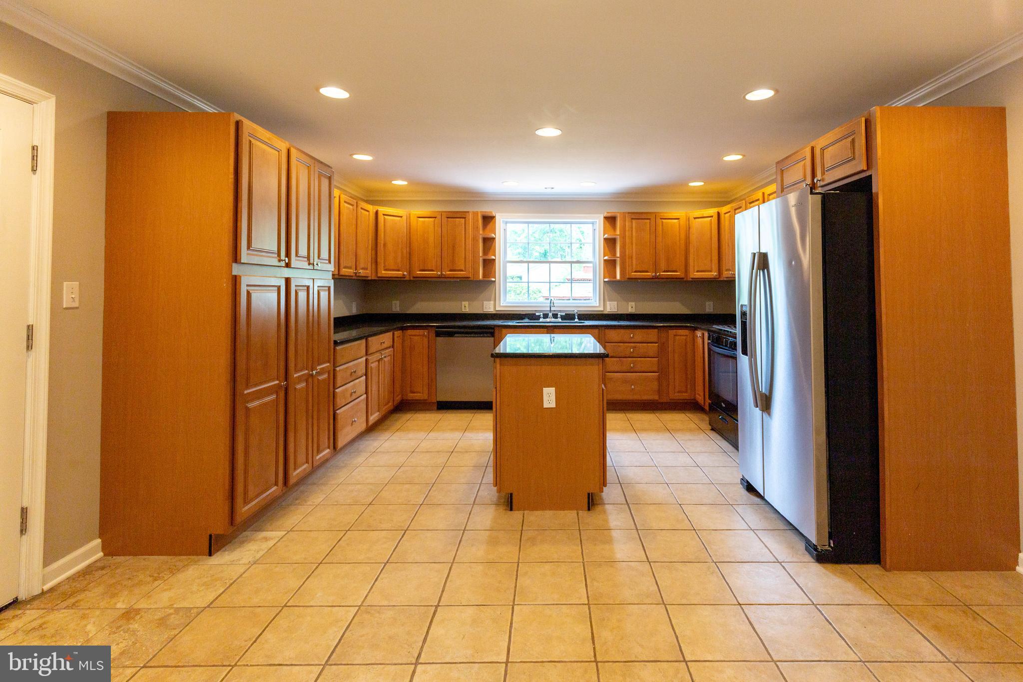 GLENCARLYN - Residential Lease