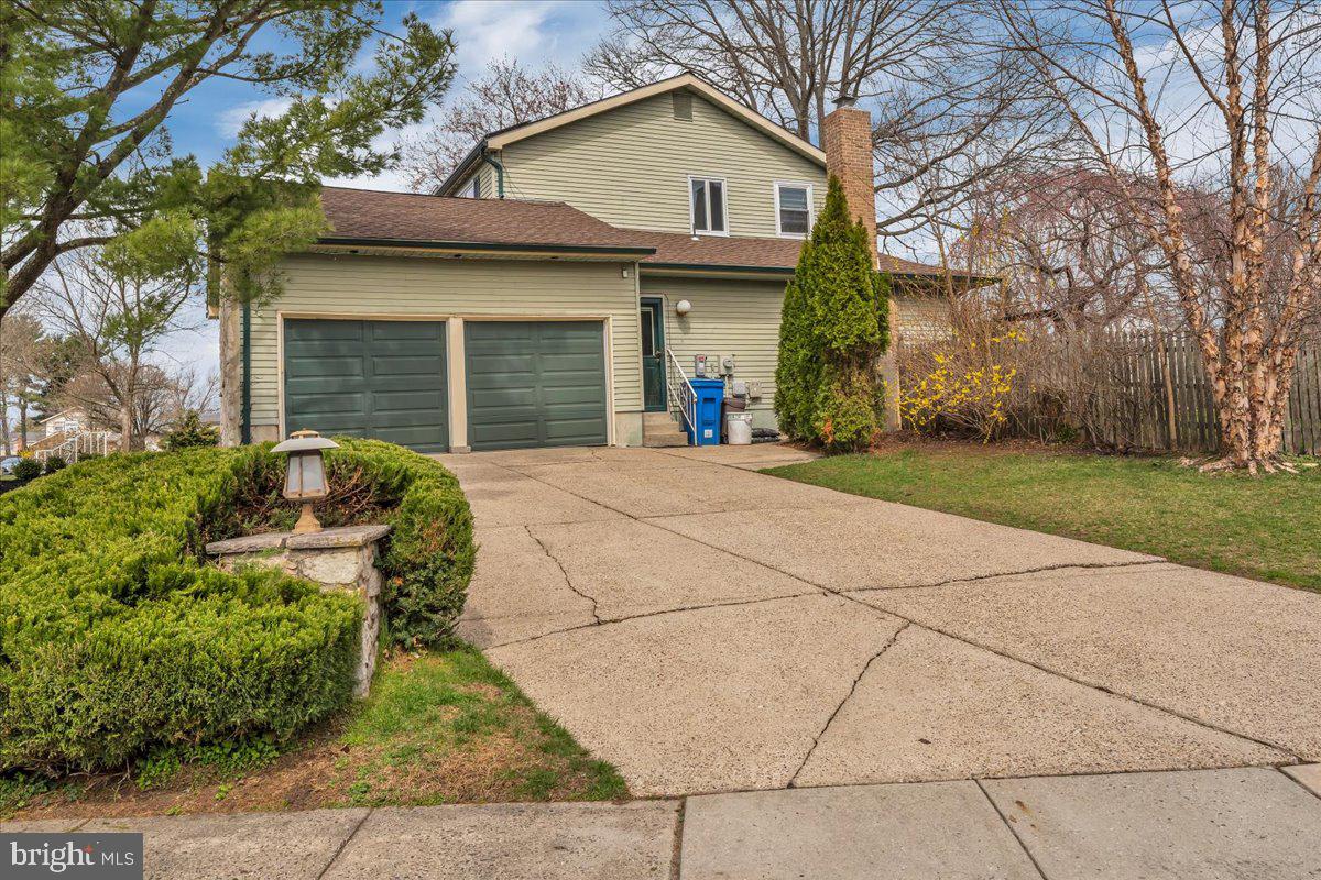 227 NATHANIEL AVENUE