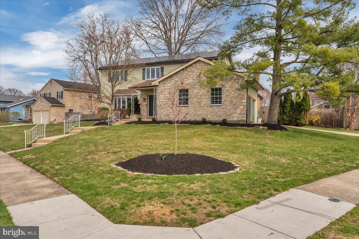 227 NATHANIEL AVENUE