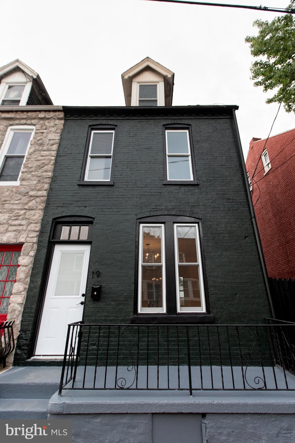 Photo of 19 CAROLINE ST, LANCASTER, PA 17603 (MLS # PALA2037758)