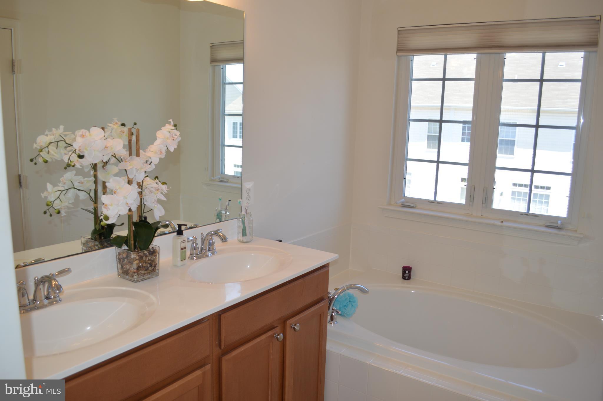 VILLAGES OF DORCHESTER - Residential