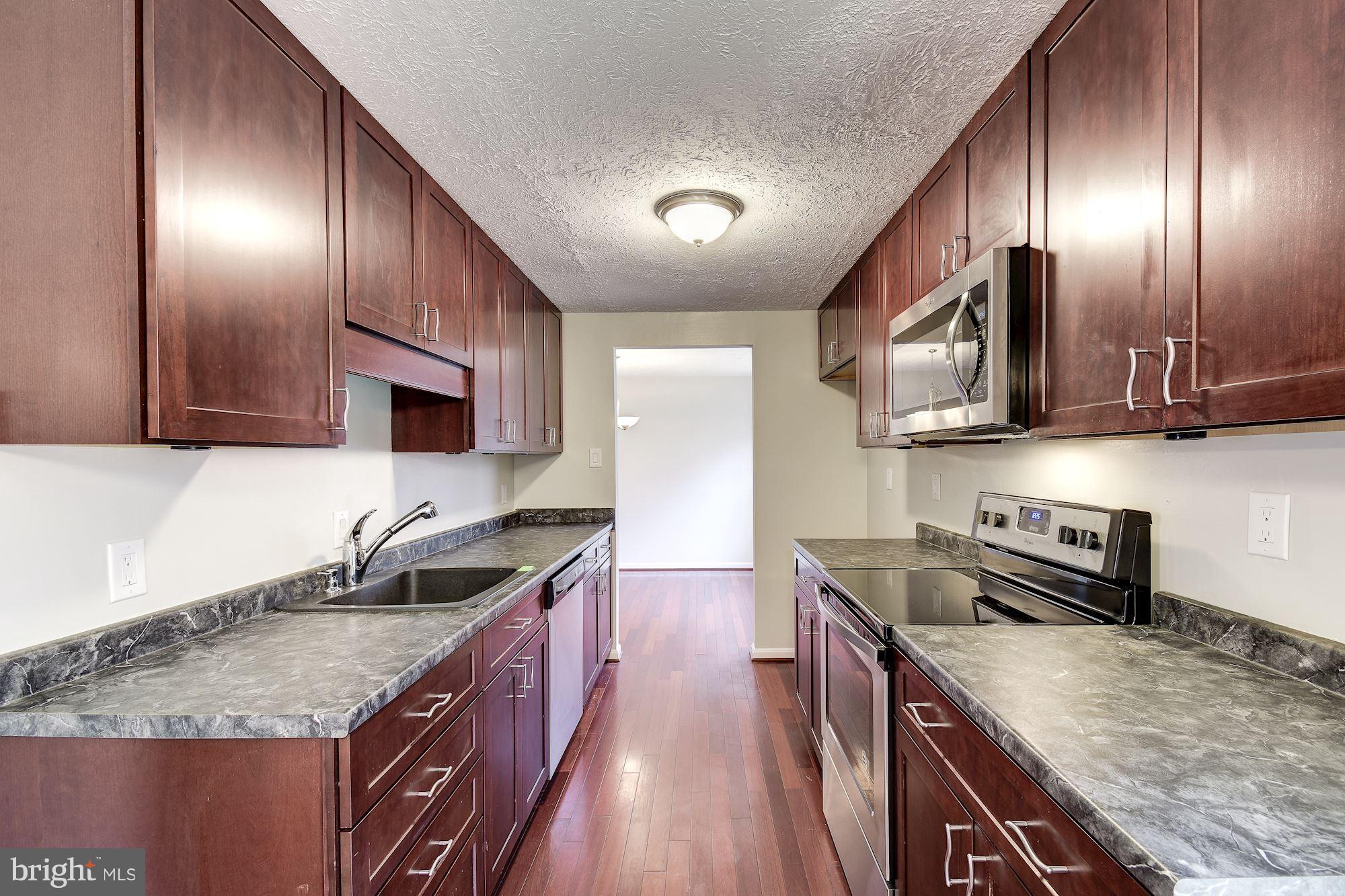 CHELTENHAM FOREST - Residential