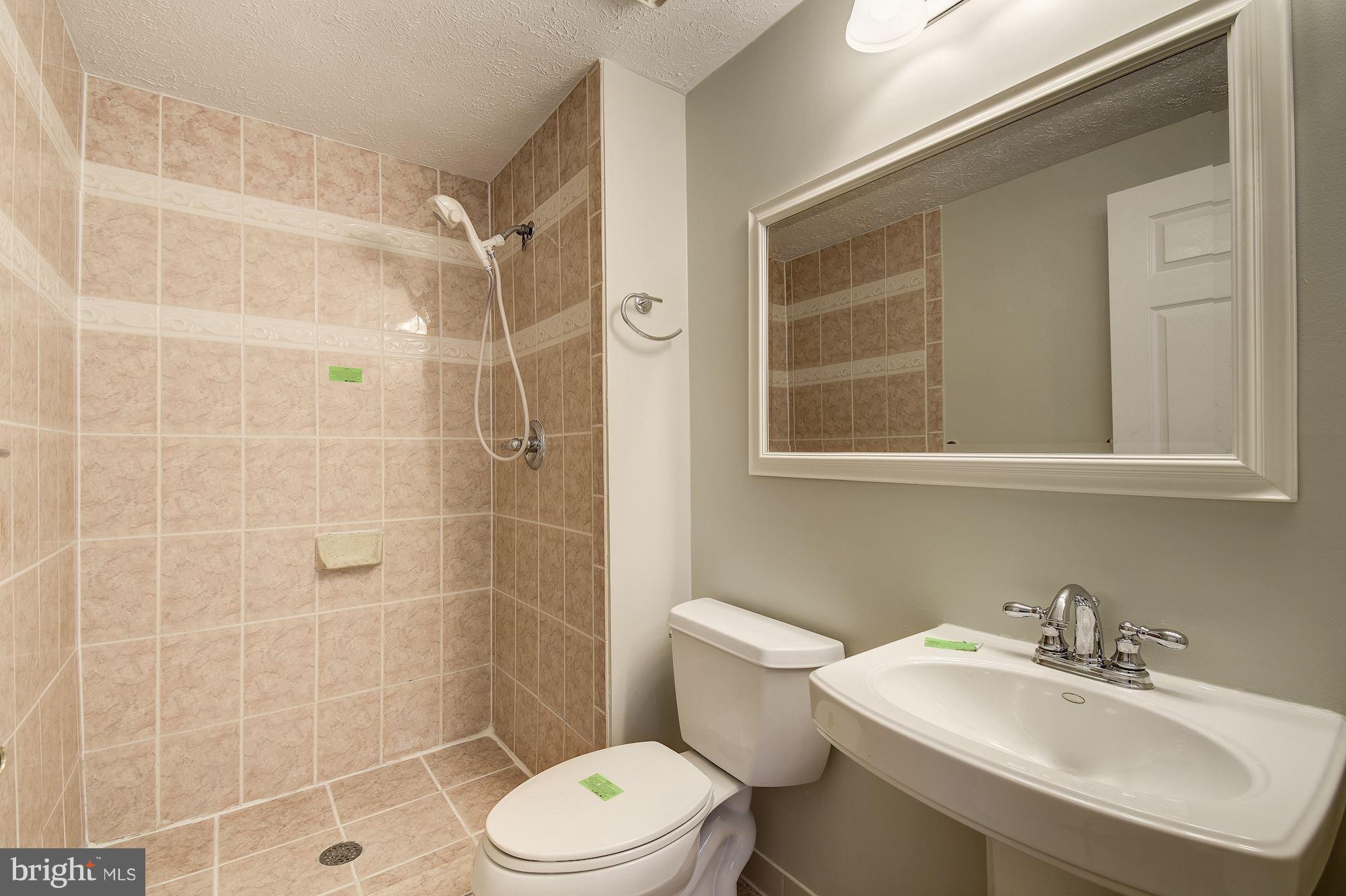 CHELTENHAM FOREST - Residential